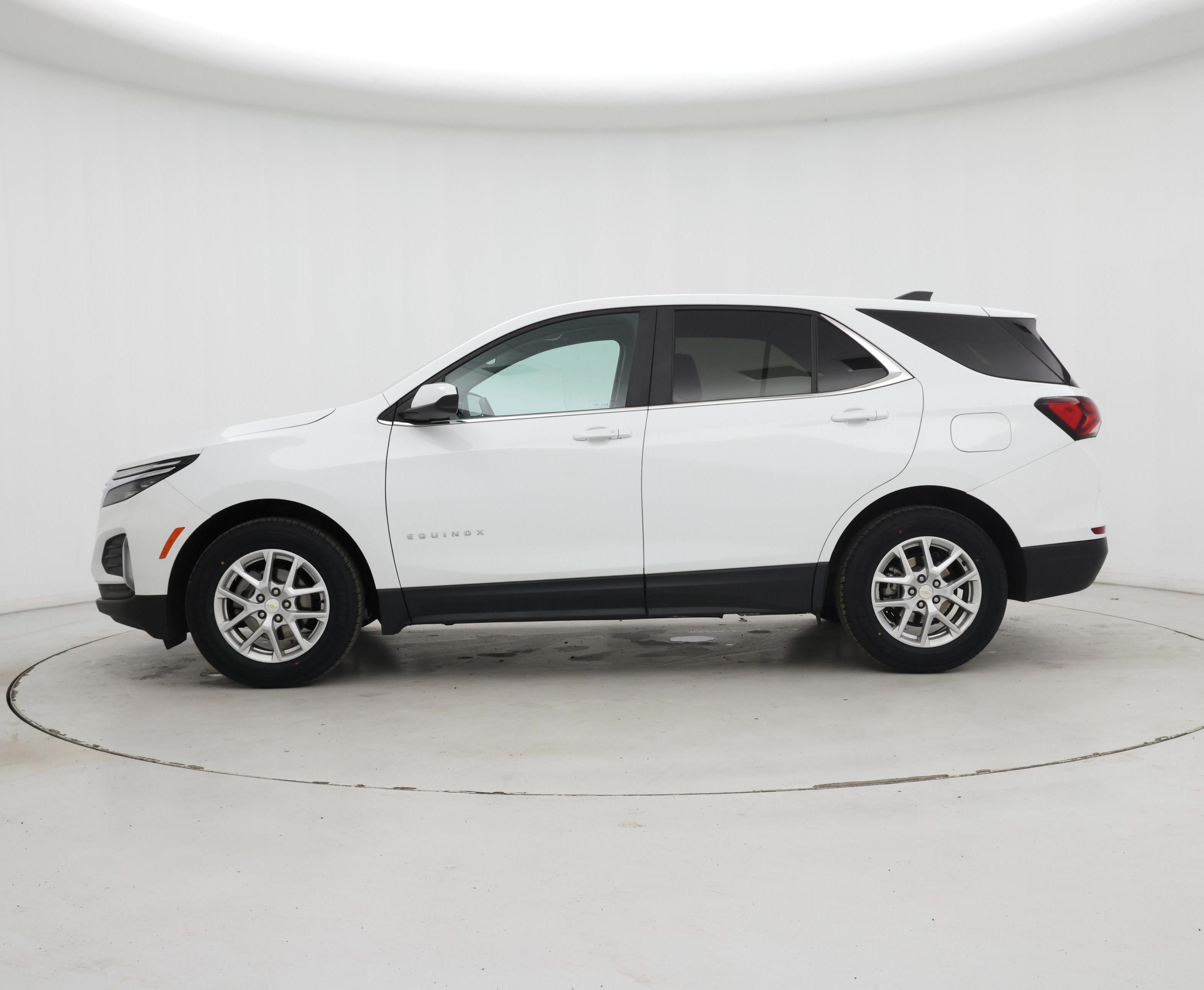 Thumbnail: 2023 Chevrolet Equinox - 3