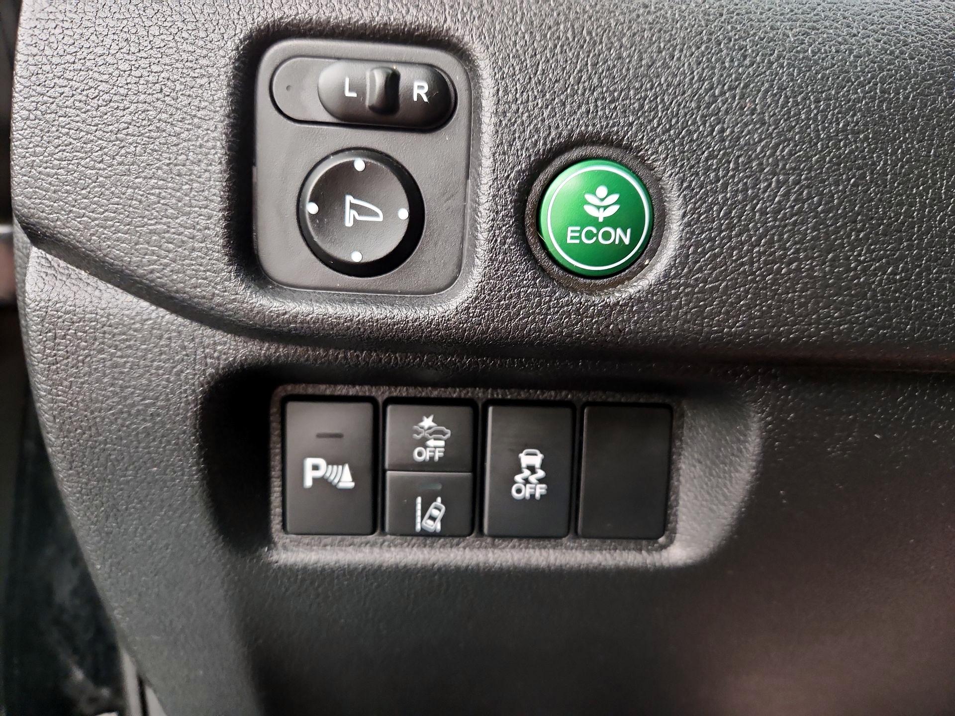 Thumbnail: 2020 Honda Pilot - 13