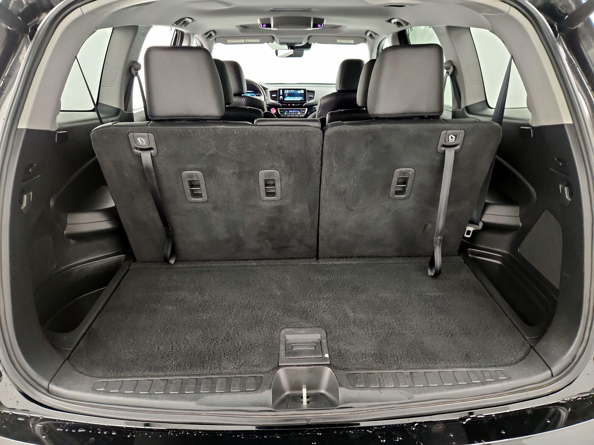 Thumbnail: 2020 Honda Pilot - 20