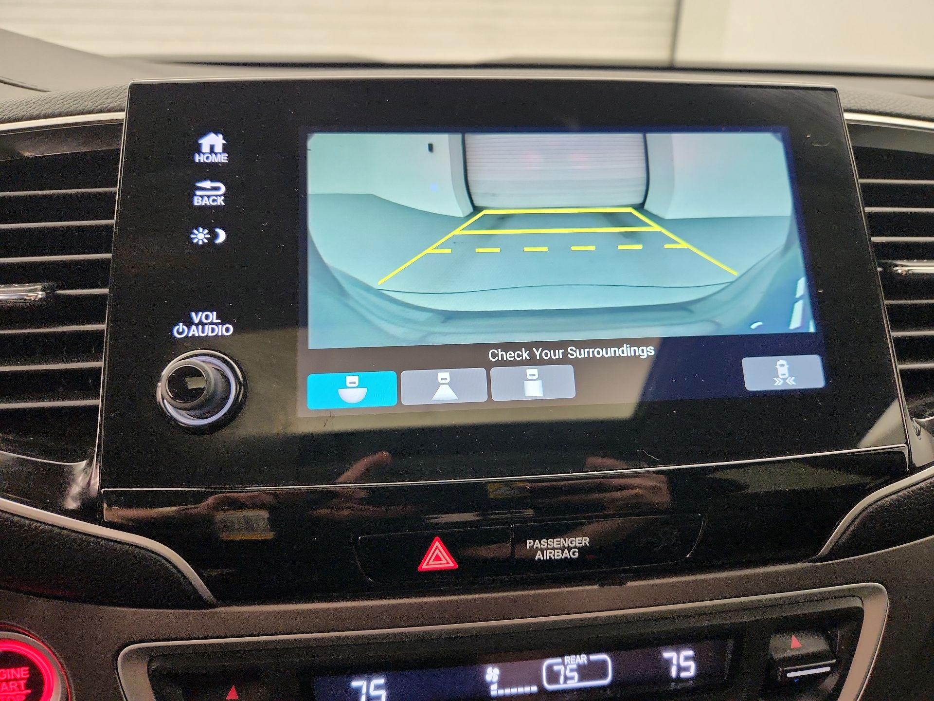 Thumbnail: 2020 Honda Pilot - 14