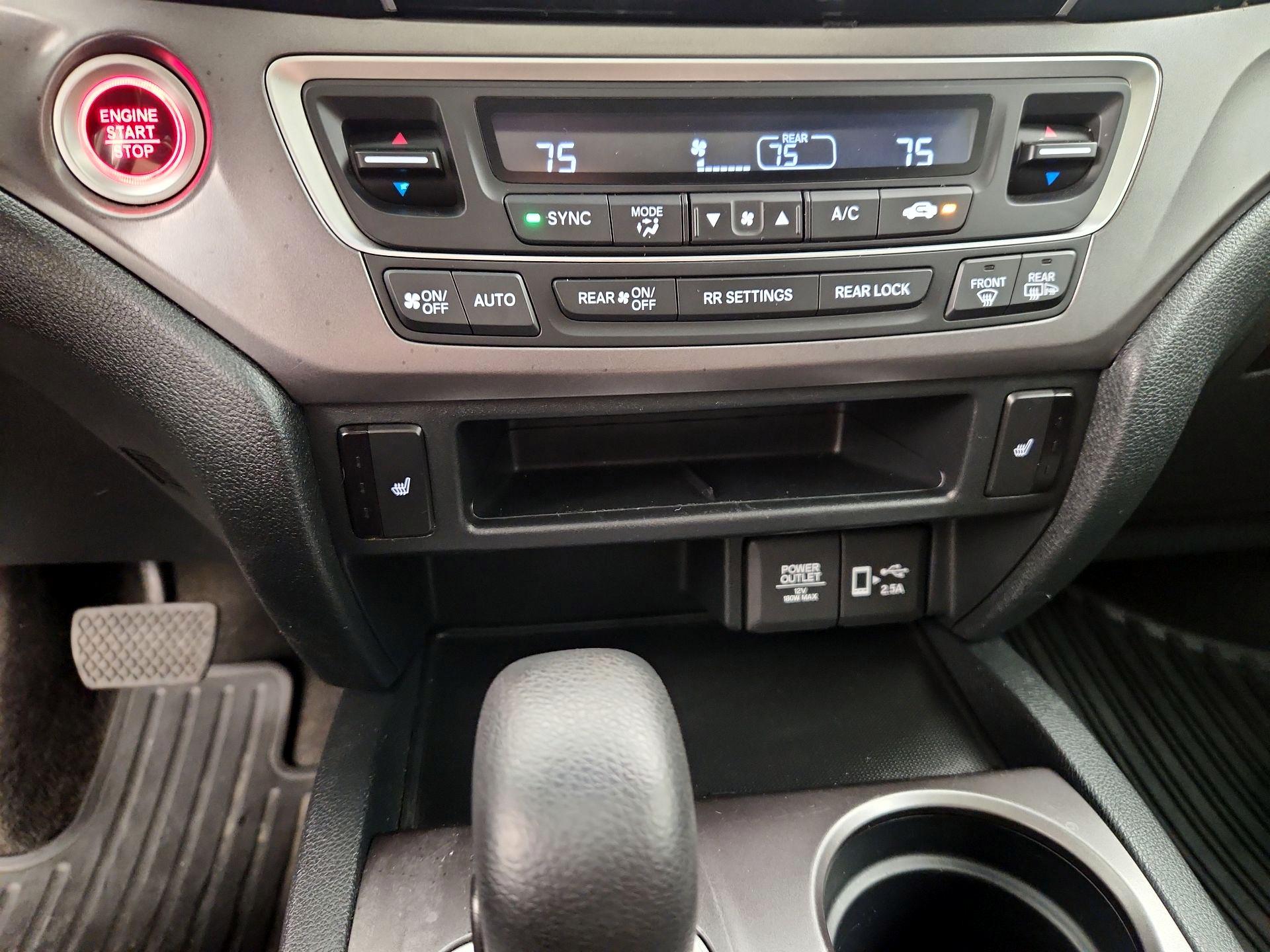 Thumbnail: 2020 Honda Pilot - 16