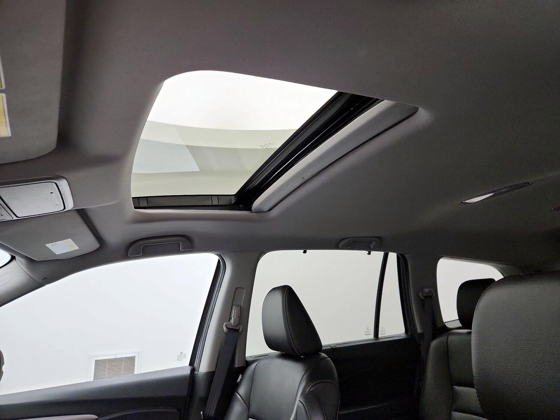 Thumbnail: 2020 Honda Pilot - 19