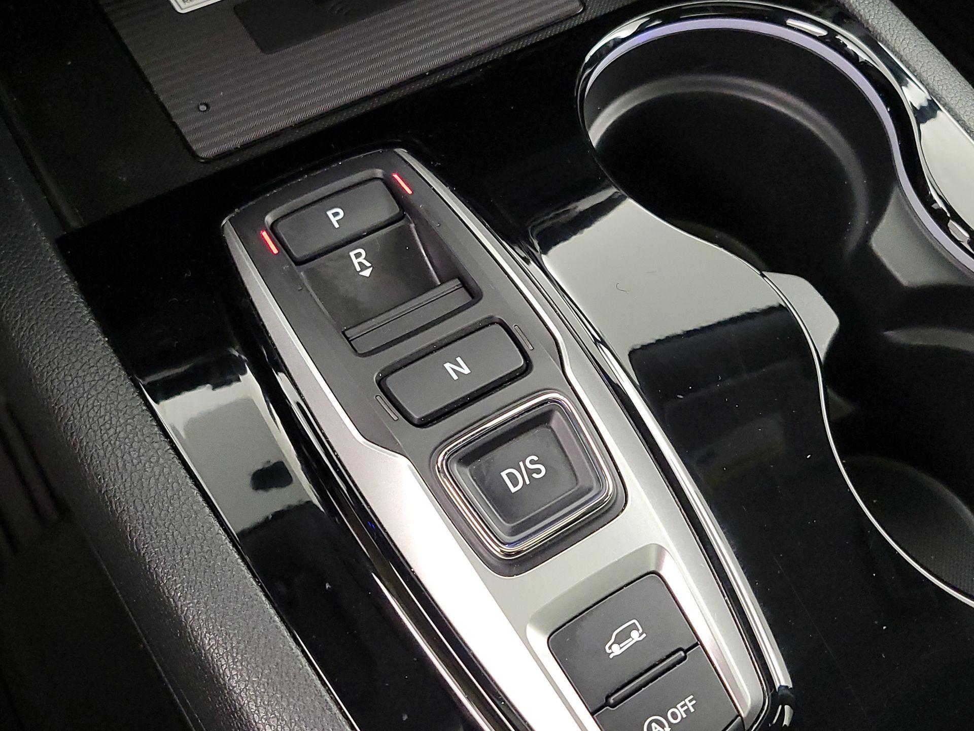 Thumbnail: 2022 Honda Pilot - 18