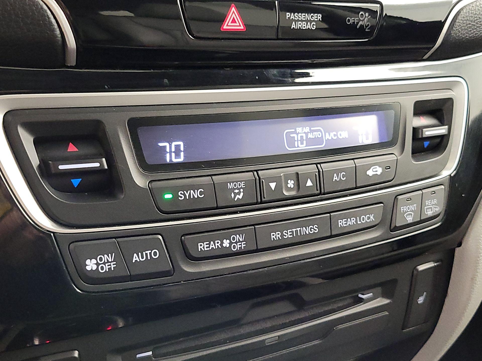 Thumbnail: 2022 Honda Pilot - 17