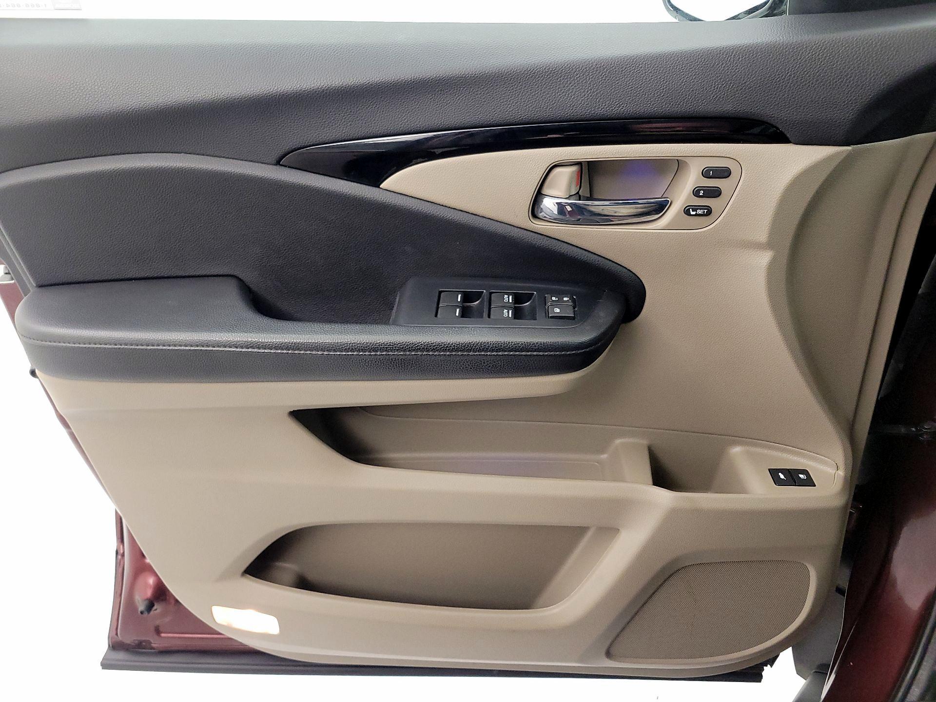 Thumbnail: 2022 Honda Pilot - 12