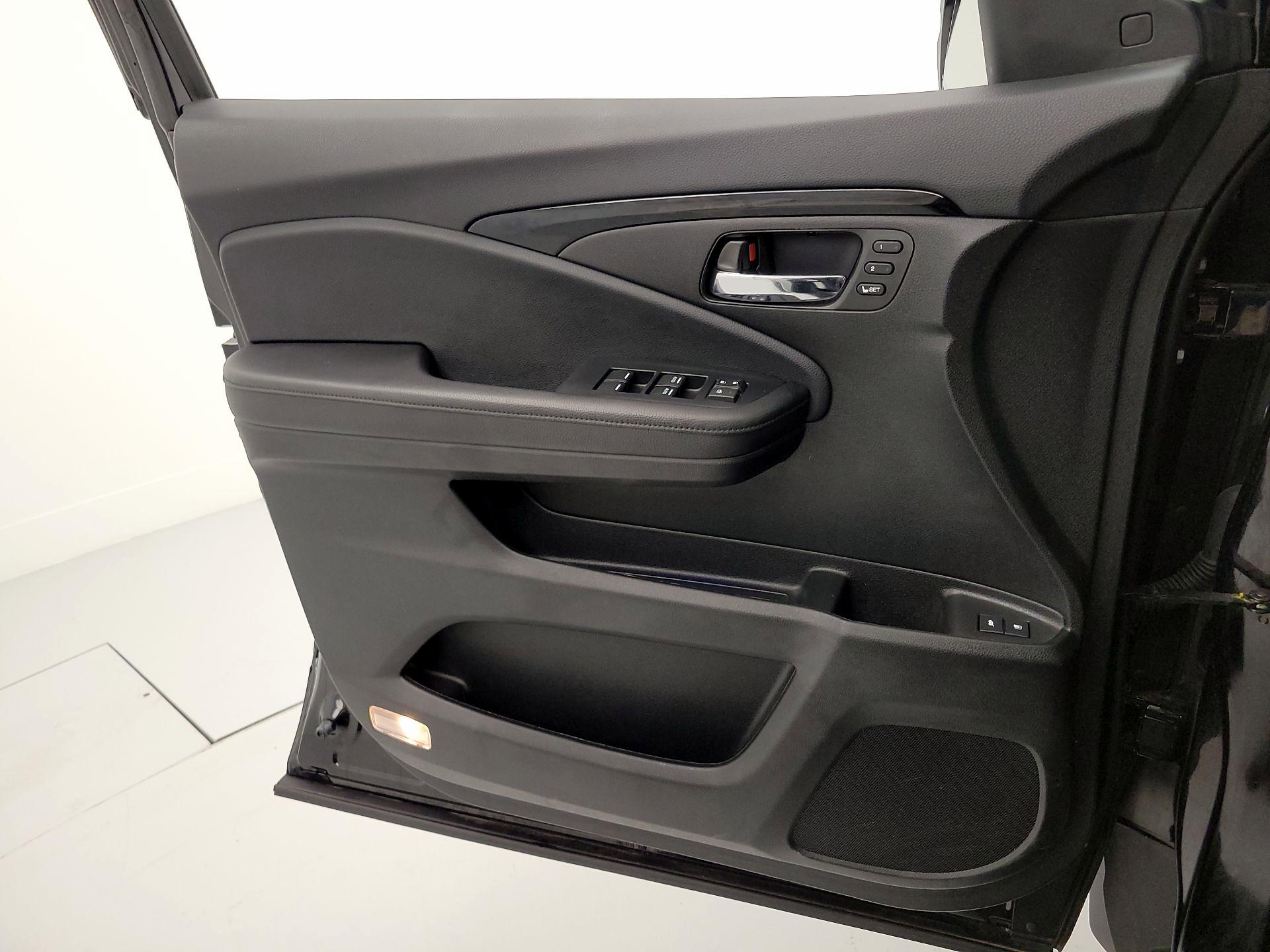 Thumbnail: 2022 Honda Pilot - 12