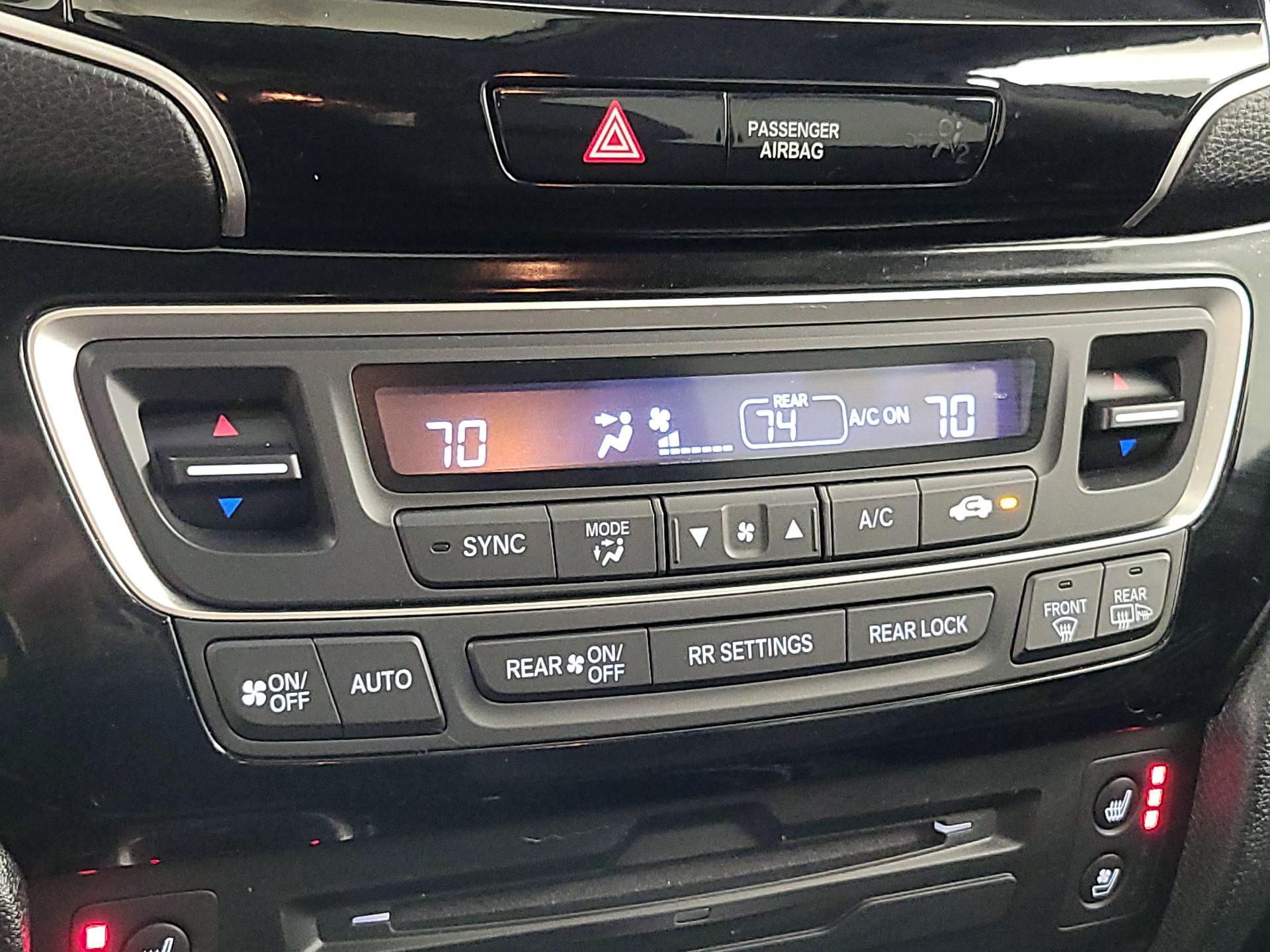 Thumbnail: 2022 Honda Pilot - 17