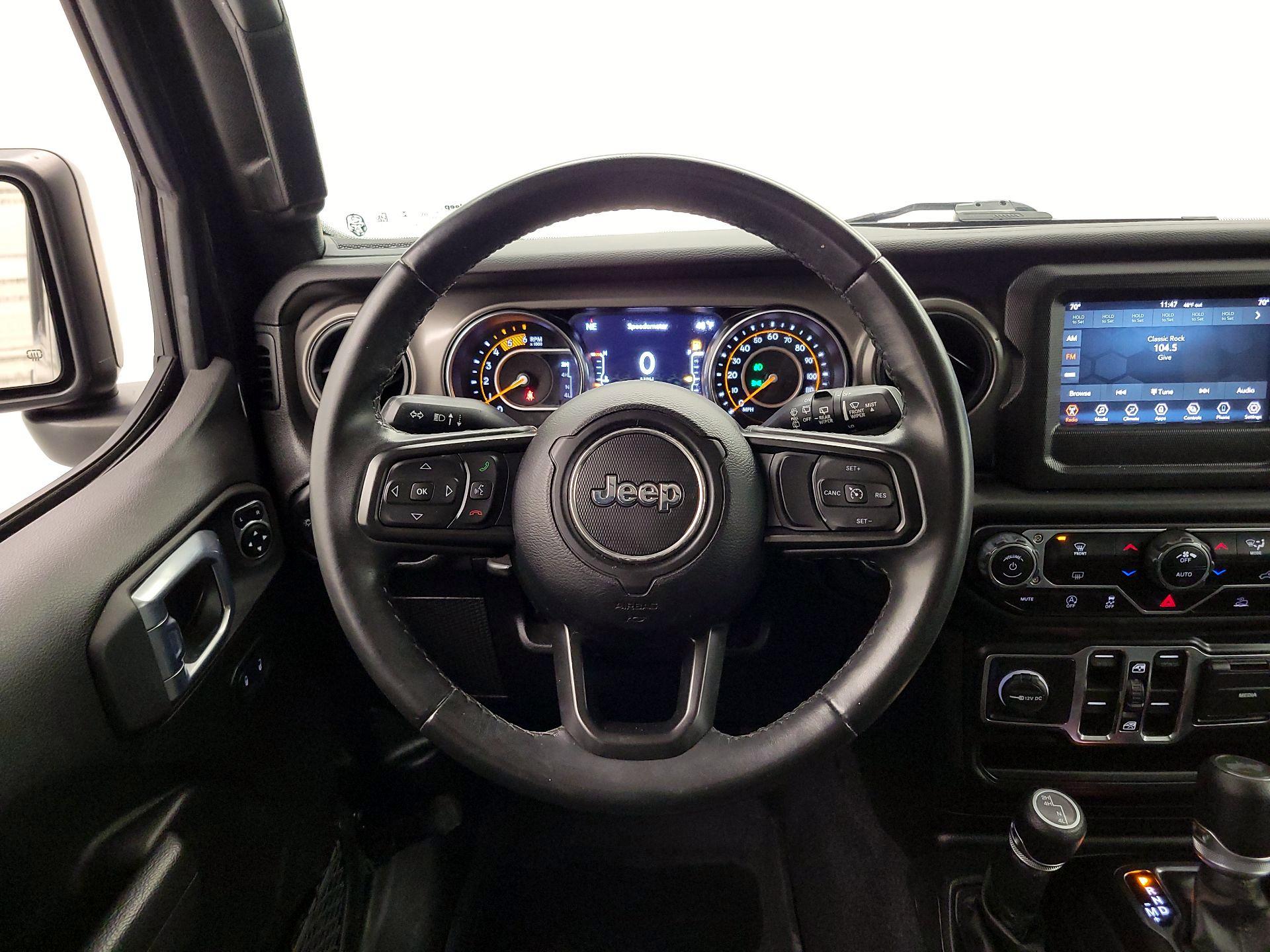 Thumbnail: 2022 Jeep Wrangler - 10