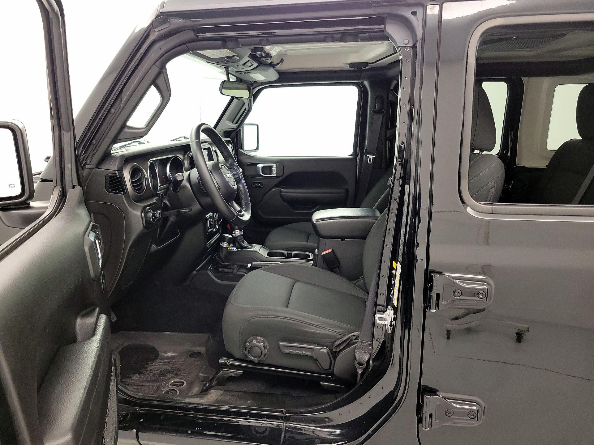 Thumbnail: 2022 Jeep Wrangler - 11