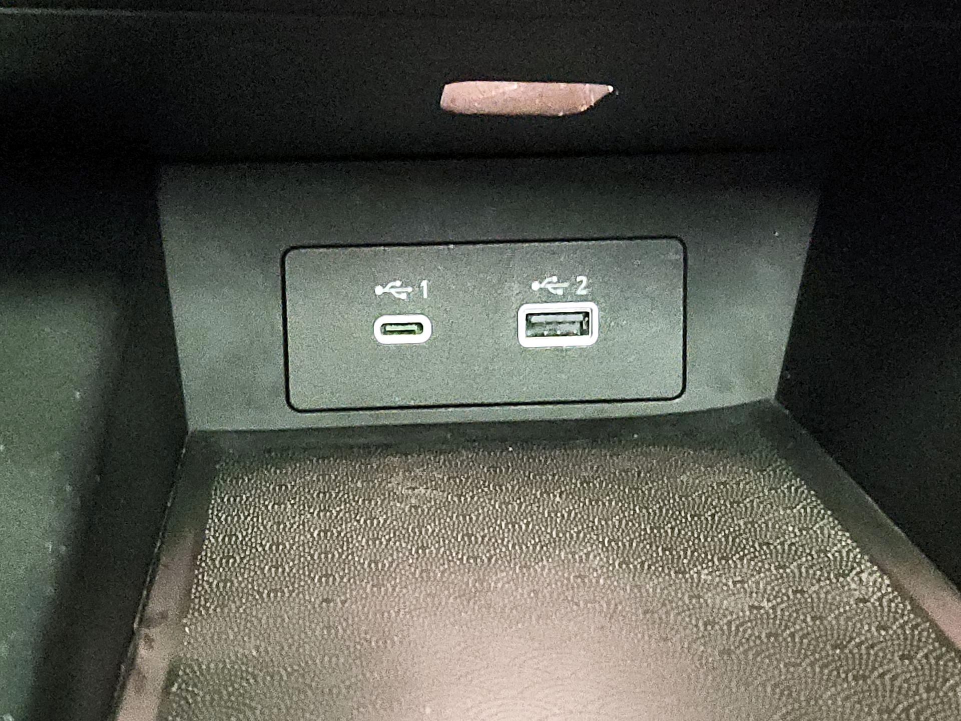 Thumbnail: 2022 INFINITI QX60 - 19