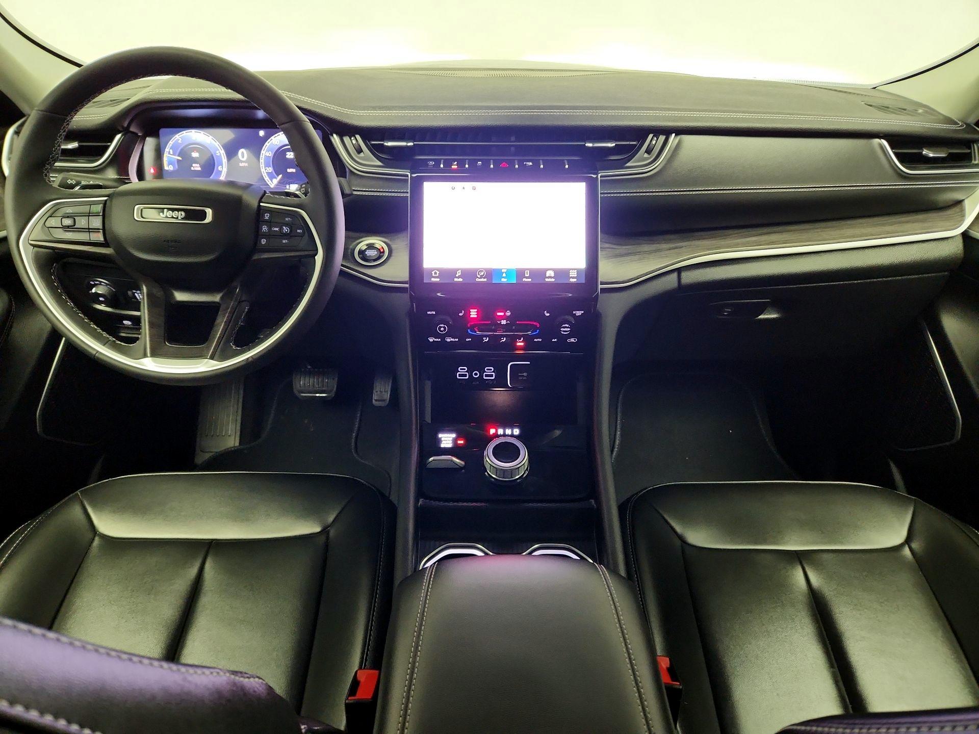 Thumbnail: 2023 Jeep Grand Cherokee - 9