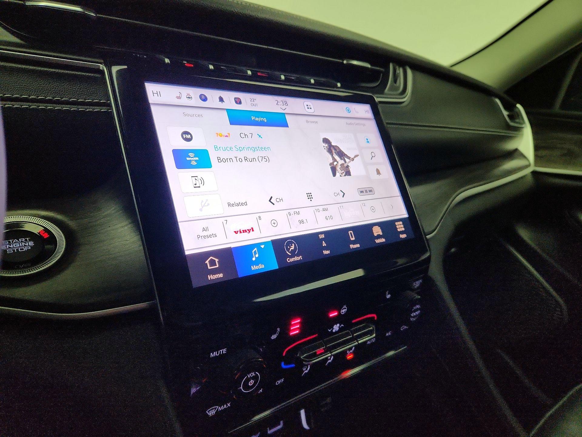 Thumbnail: 2023 Jeep Grand Cherokee - 16