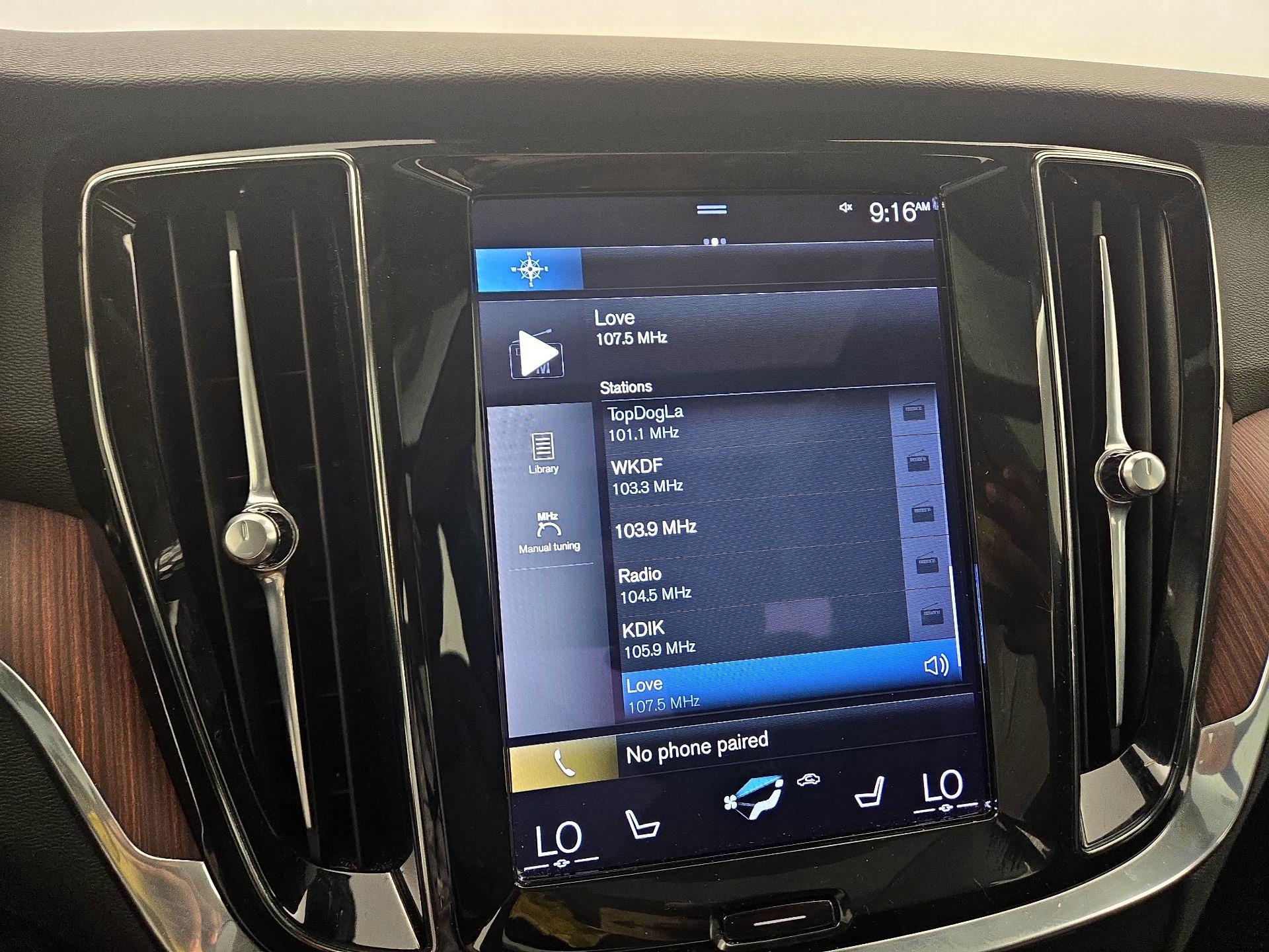 Thumbnail: 2021 Volvo S60 - 16