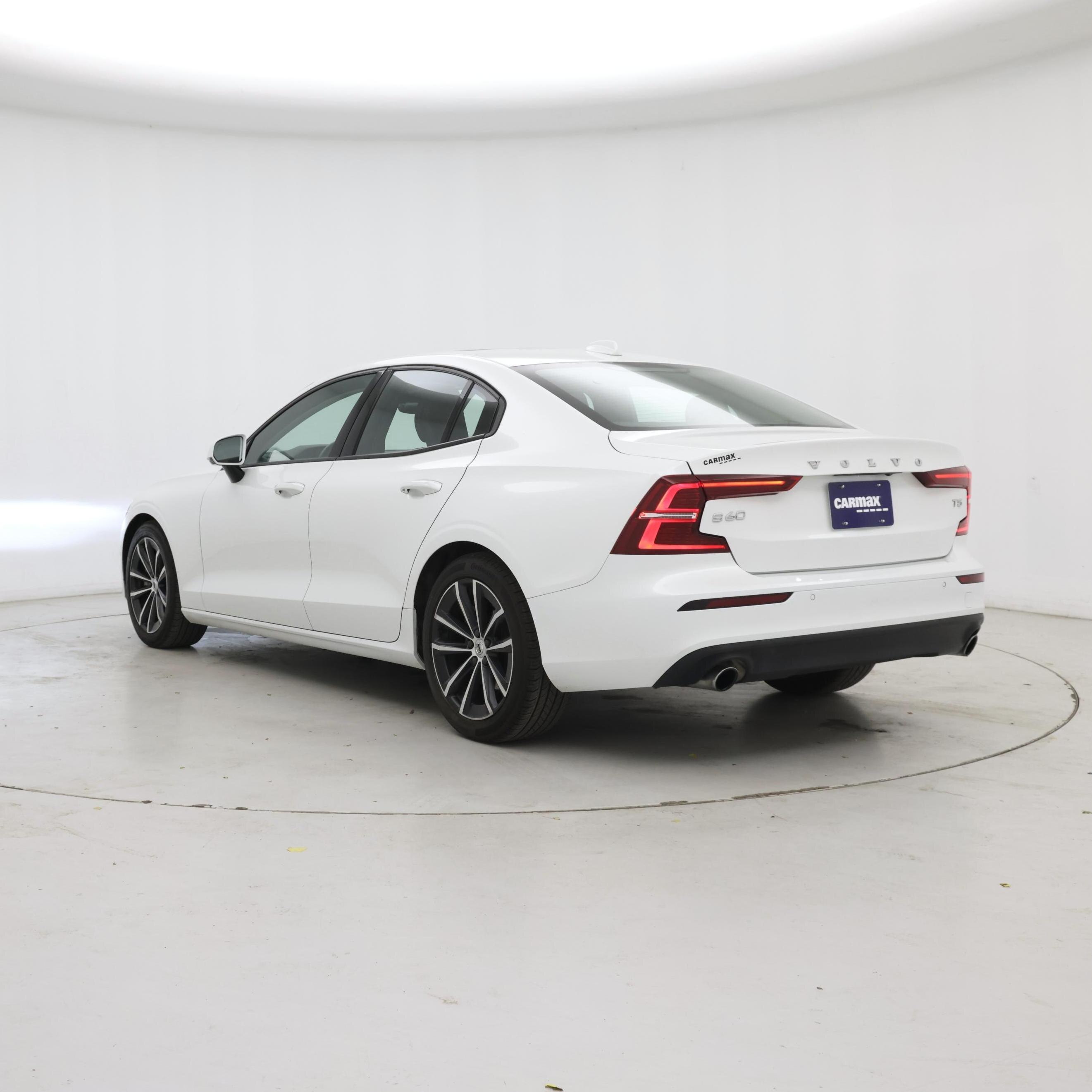 Thumbnail: 2021 Volvo S60 - 2