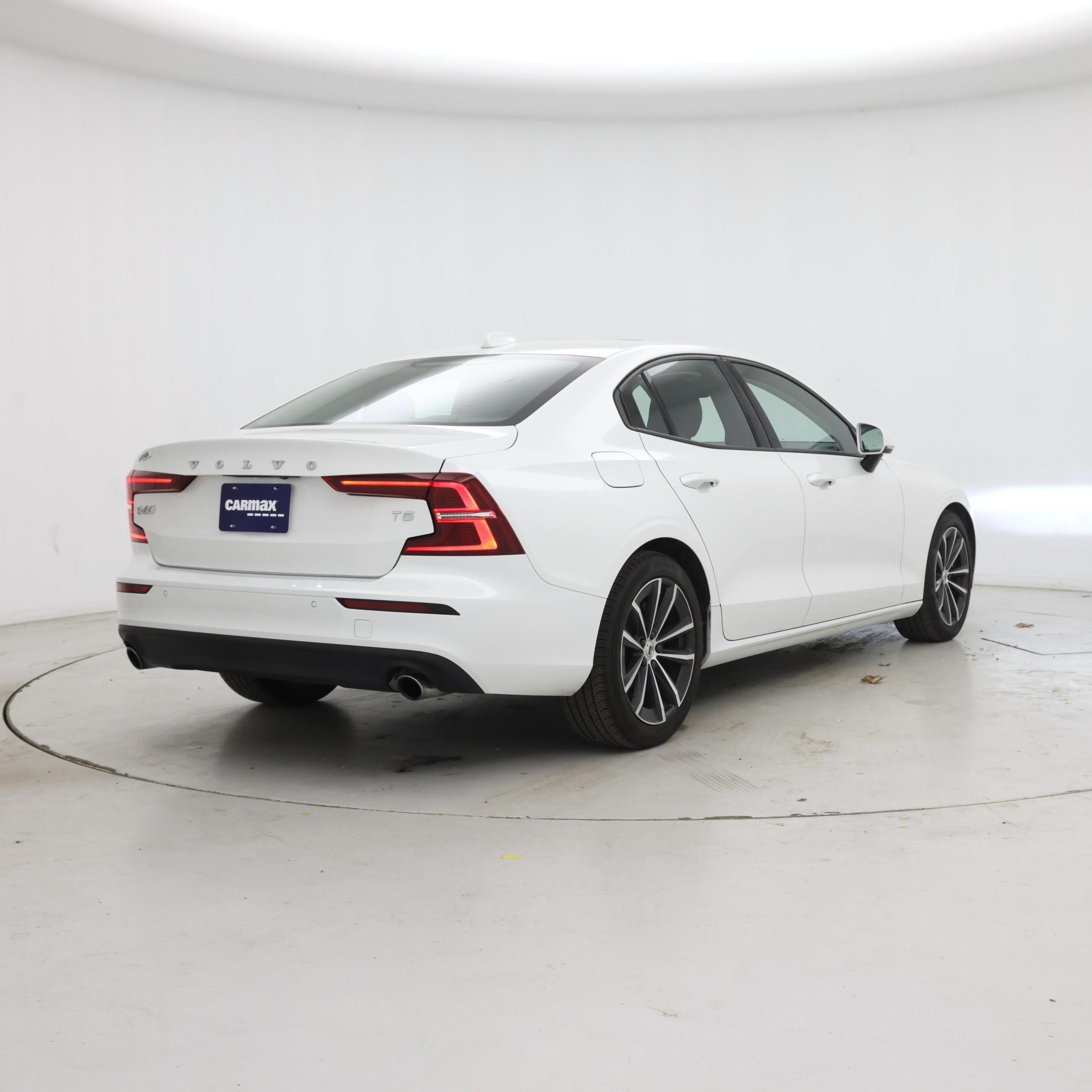 Thumbnail: 2021 Volvo S60 - 8
