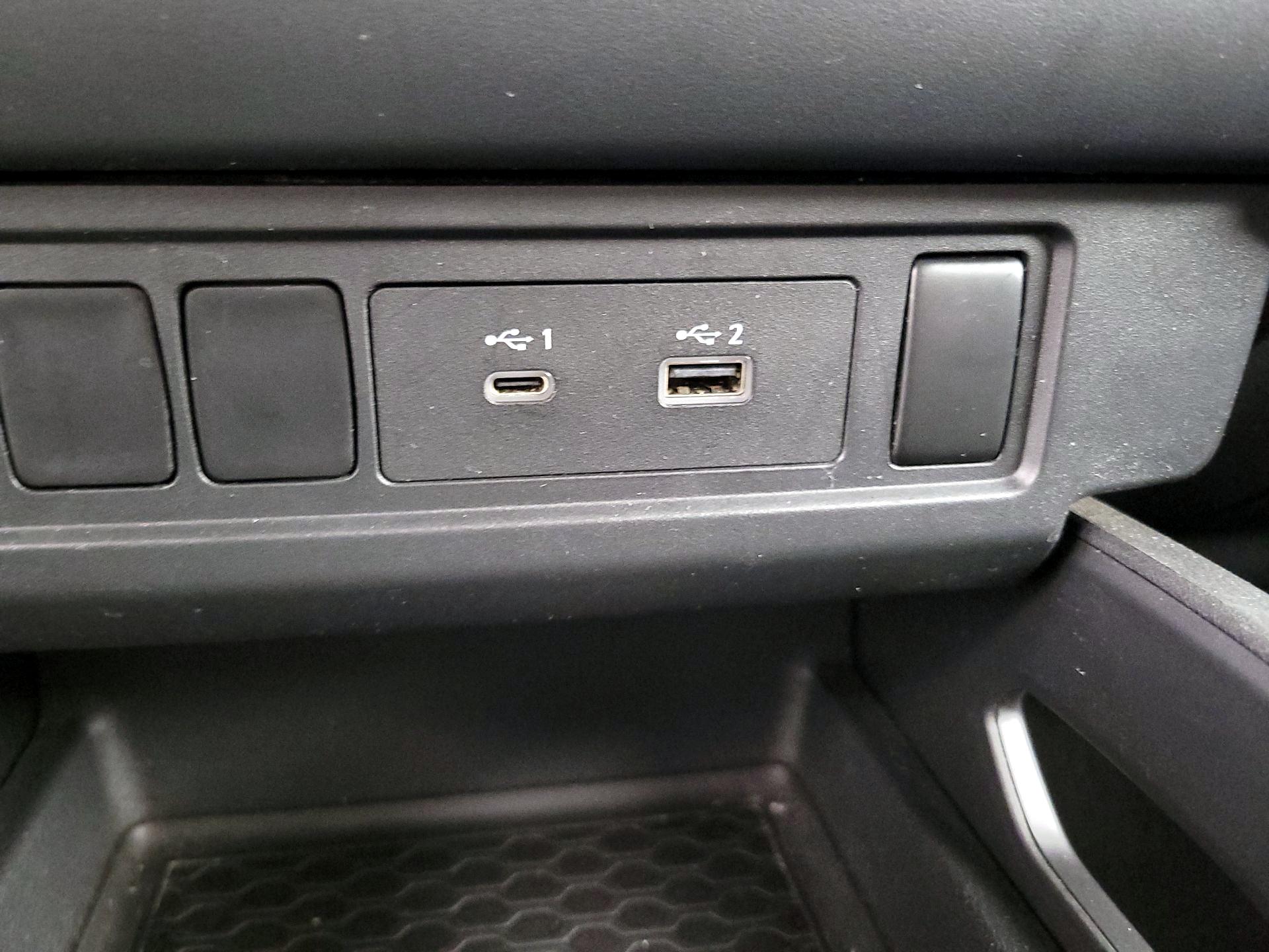 Thumbnail: 2022 Nissan Frontier - 18