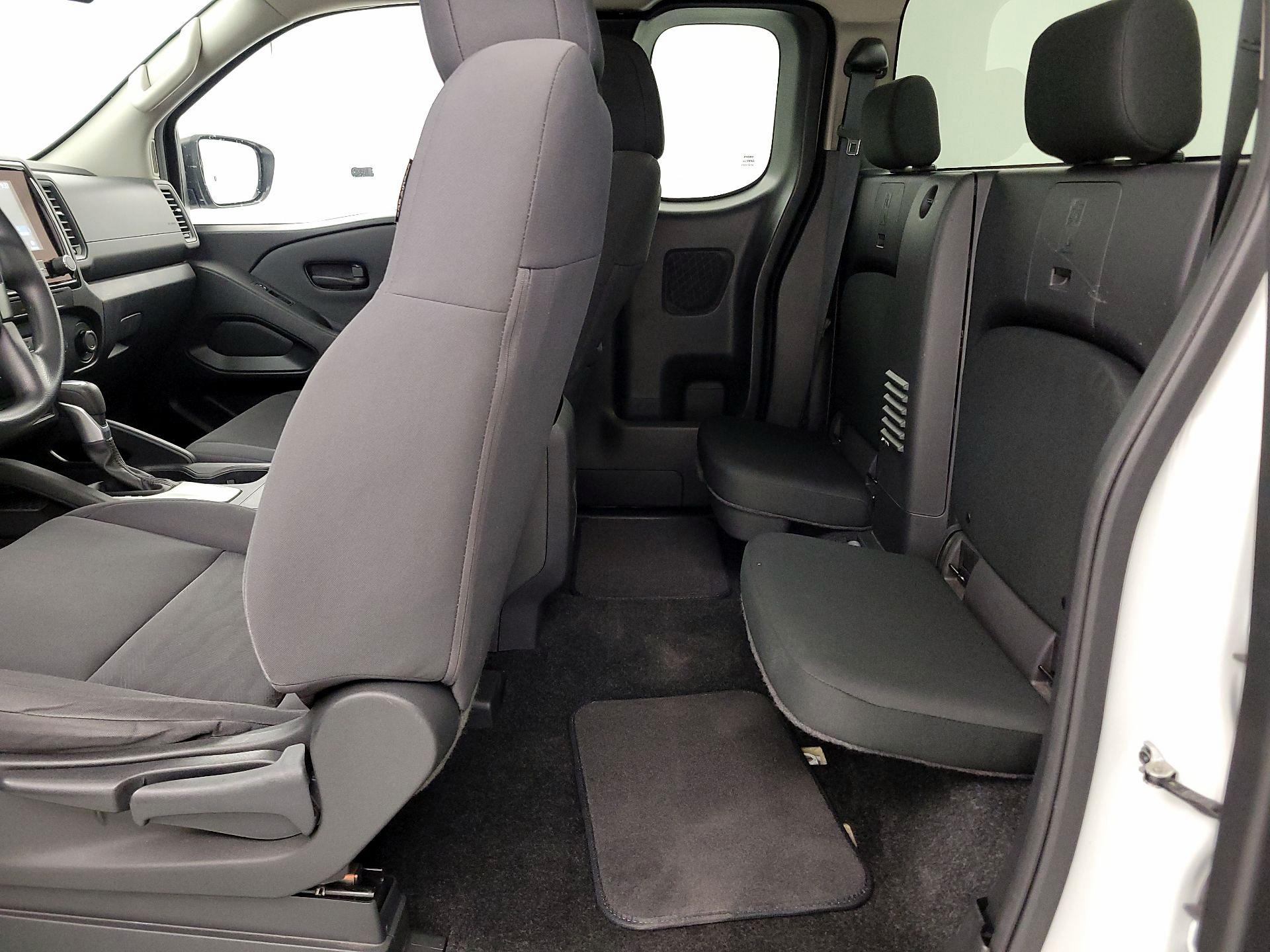 Thumbnail: 2022 Nissan Frontier - 19