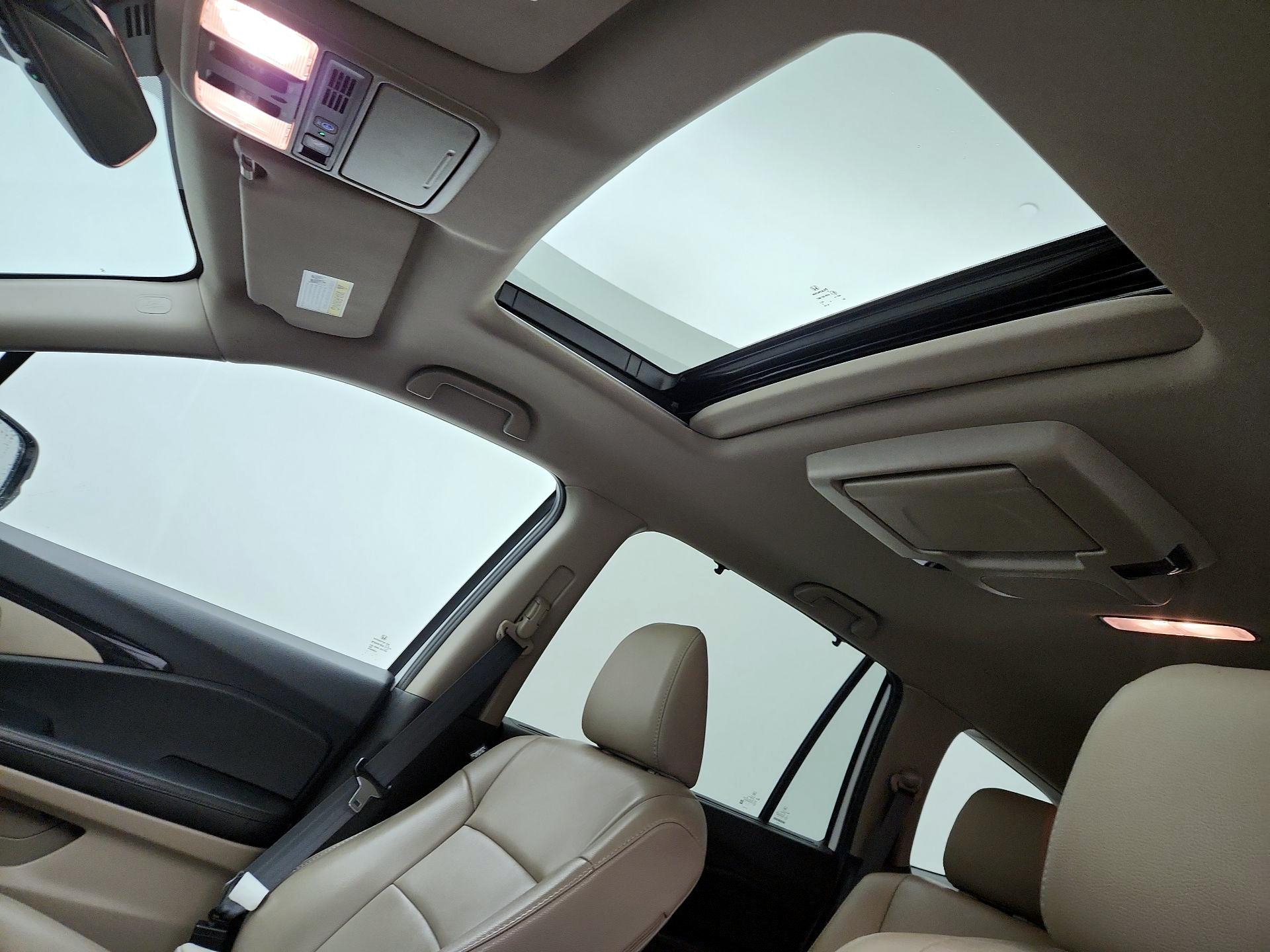 Thumbnail: 2020 Honda Pilot - 20