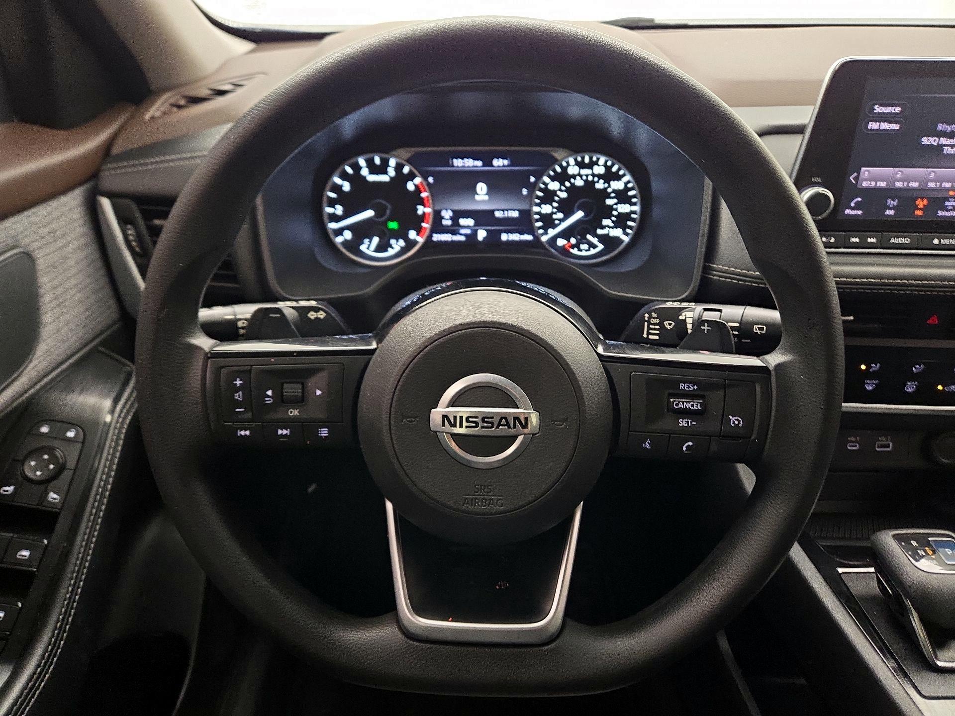 Thumbnail: 2021 Nissan Rogue - 10