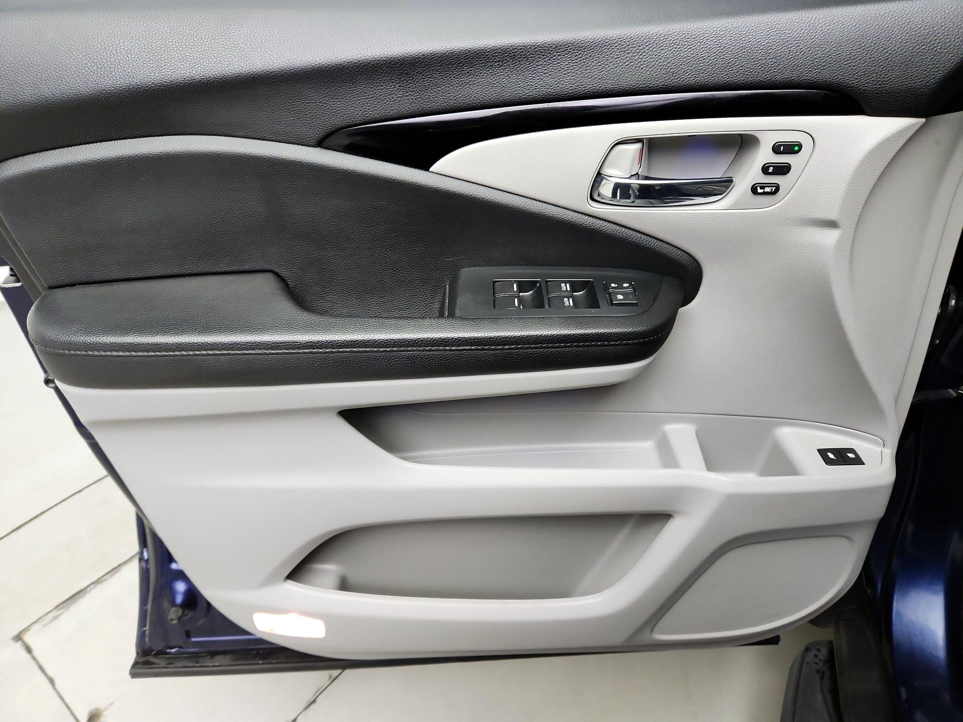 Thumbnail: 2022 Honda Pilot - 12