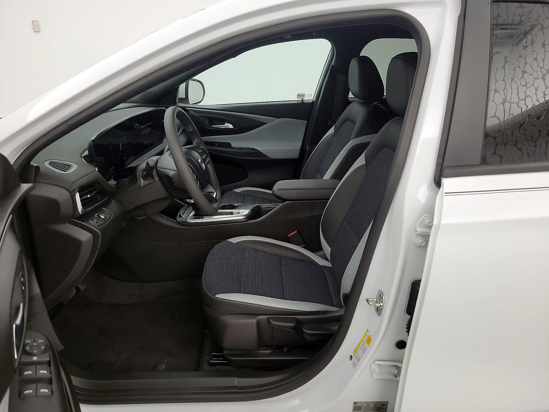 Thumbnail: 2025 Buick Envista - 11