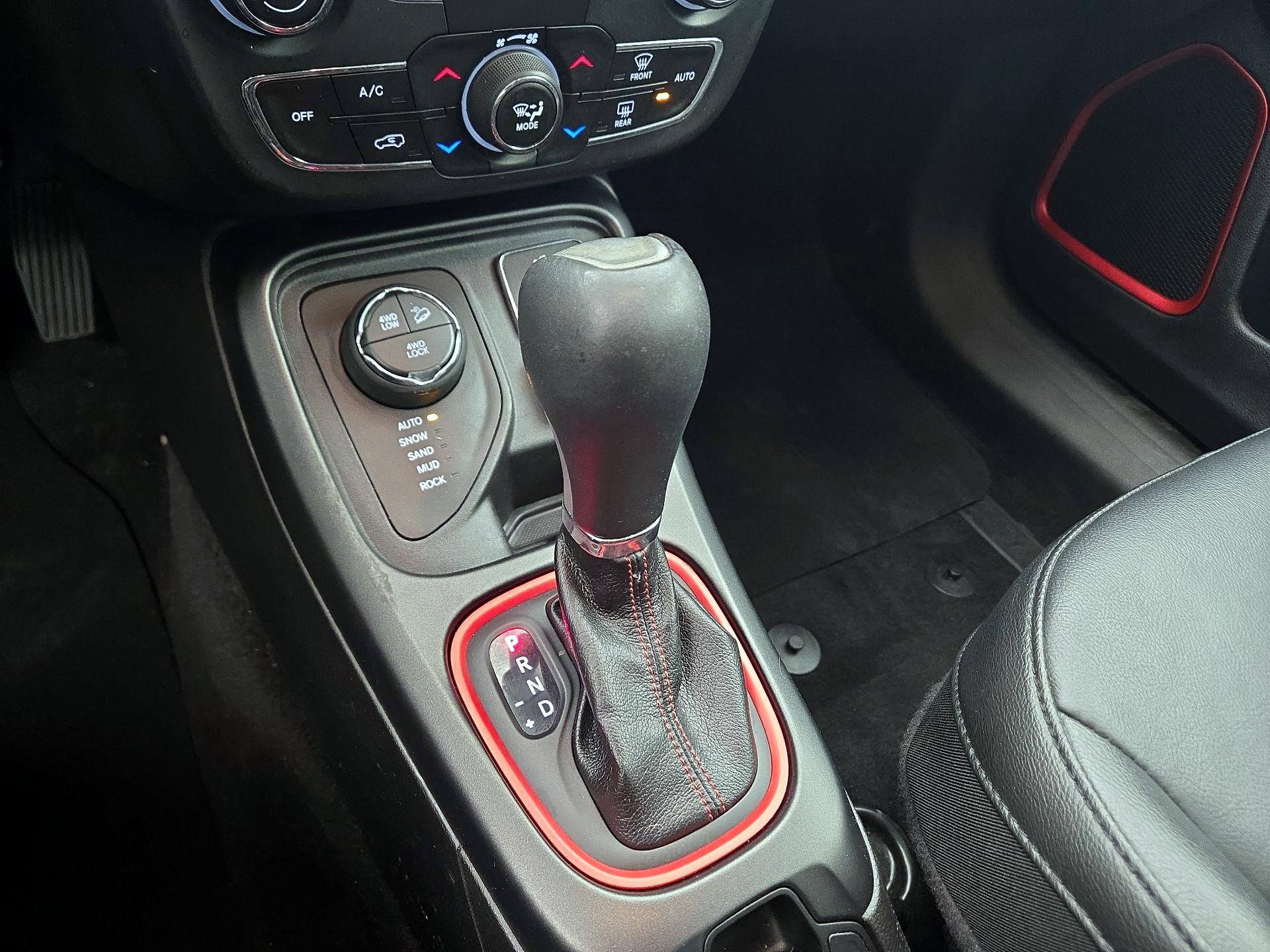 Thumbnail: 2019 Jeep Compass - 17