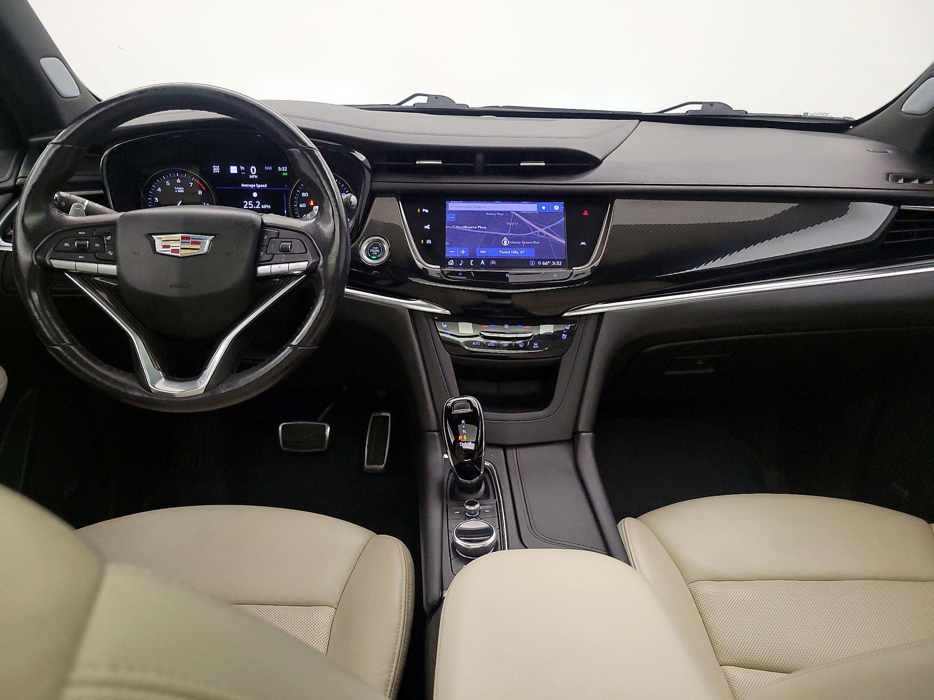 Thumbnail: 2020 Cadillac XT6 - 9
