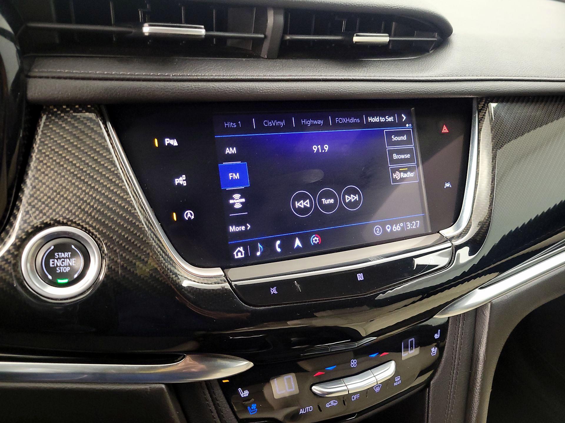 Thumbnail: 2020 Cadillac XT6 - 16