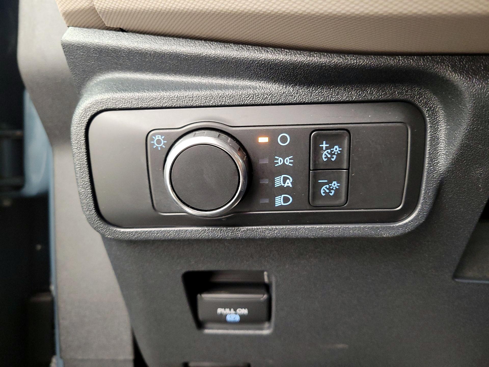 Thumbnail: 2022 Ford Bronco - 13