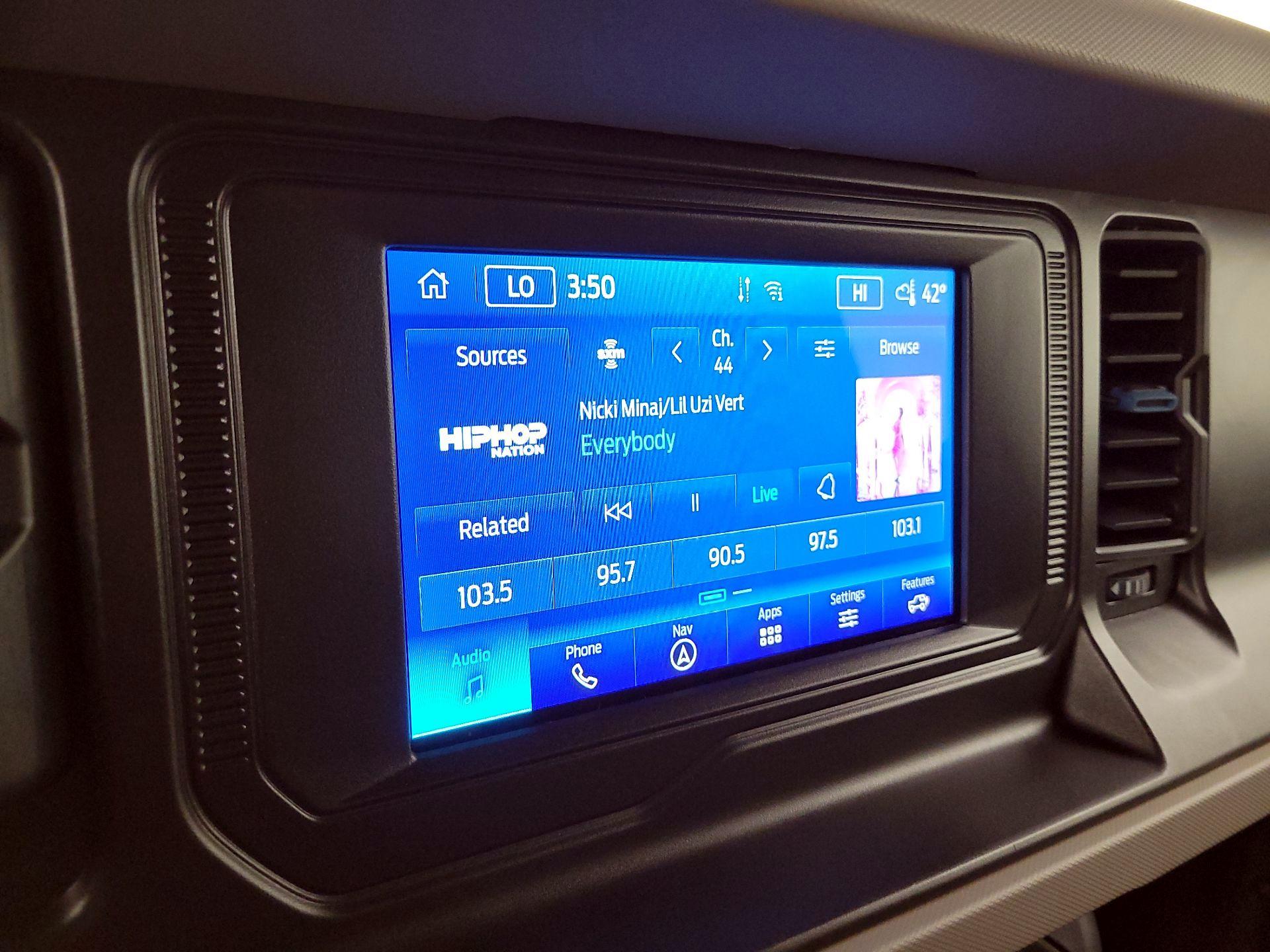 Thumbnail: 2022 Ford Bronco - 16