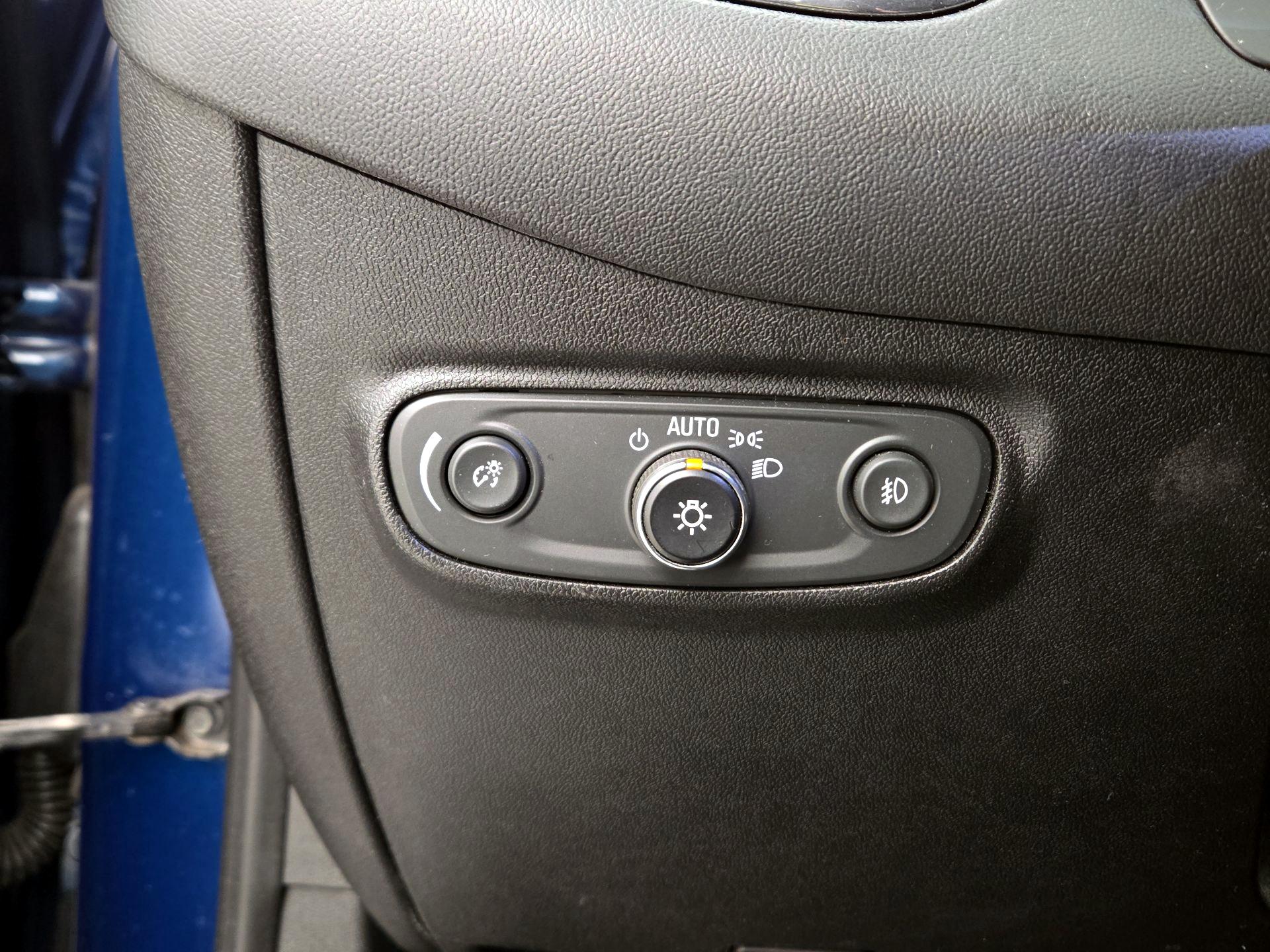 Thumbnail: 2019 Chevrolet Equinox - 13