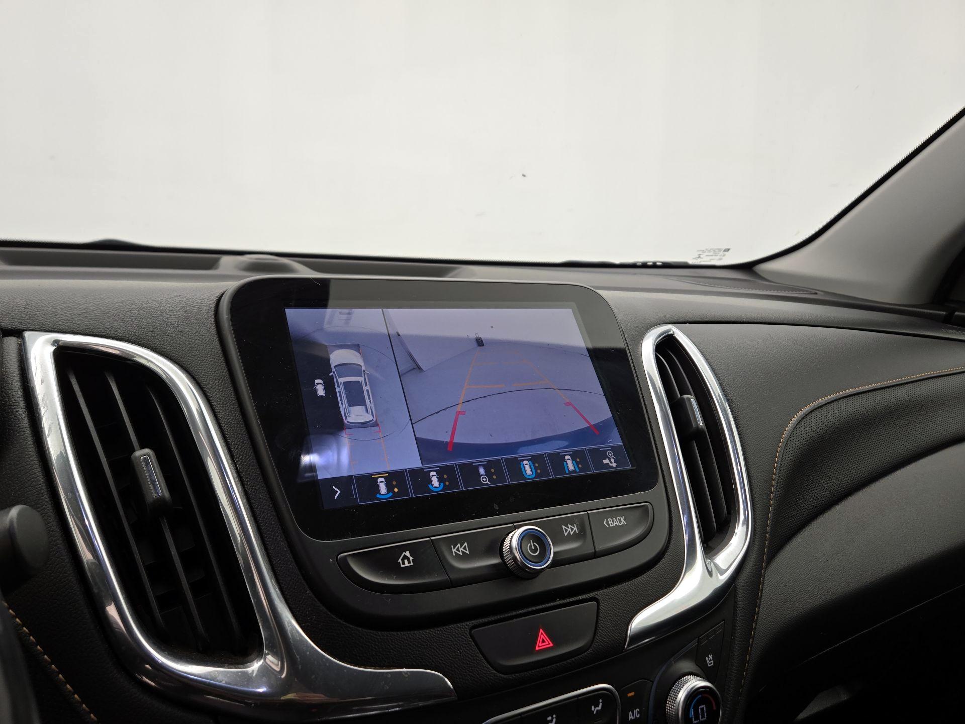 Thumbnail: 2019 Chevrolet Equinox - 14