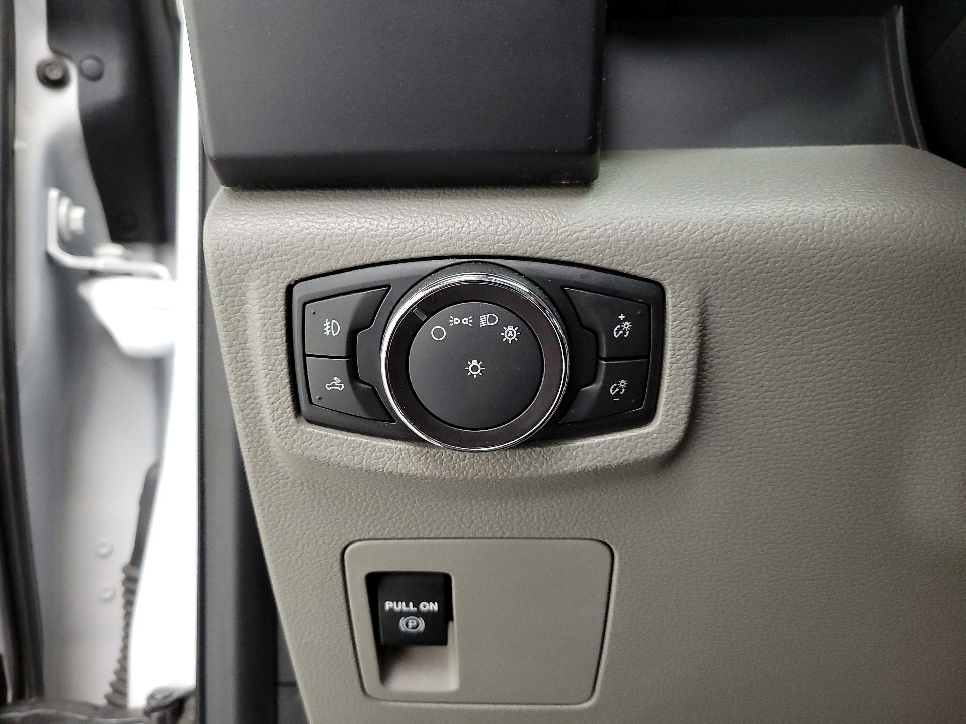 Thumbnail: 2018 Ford F-150 - 13