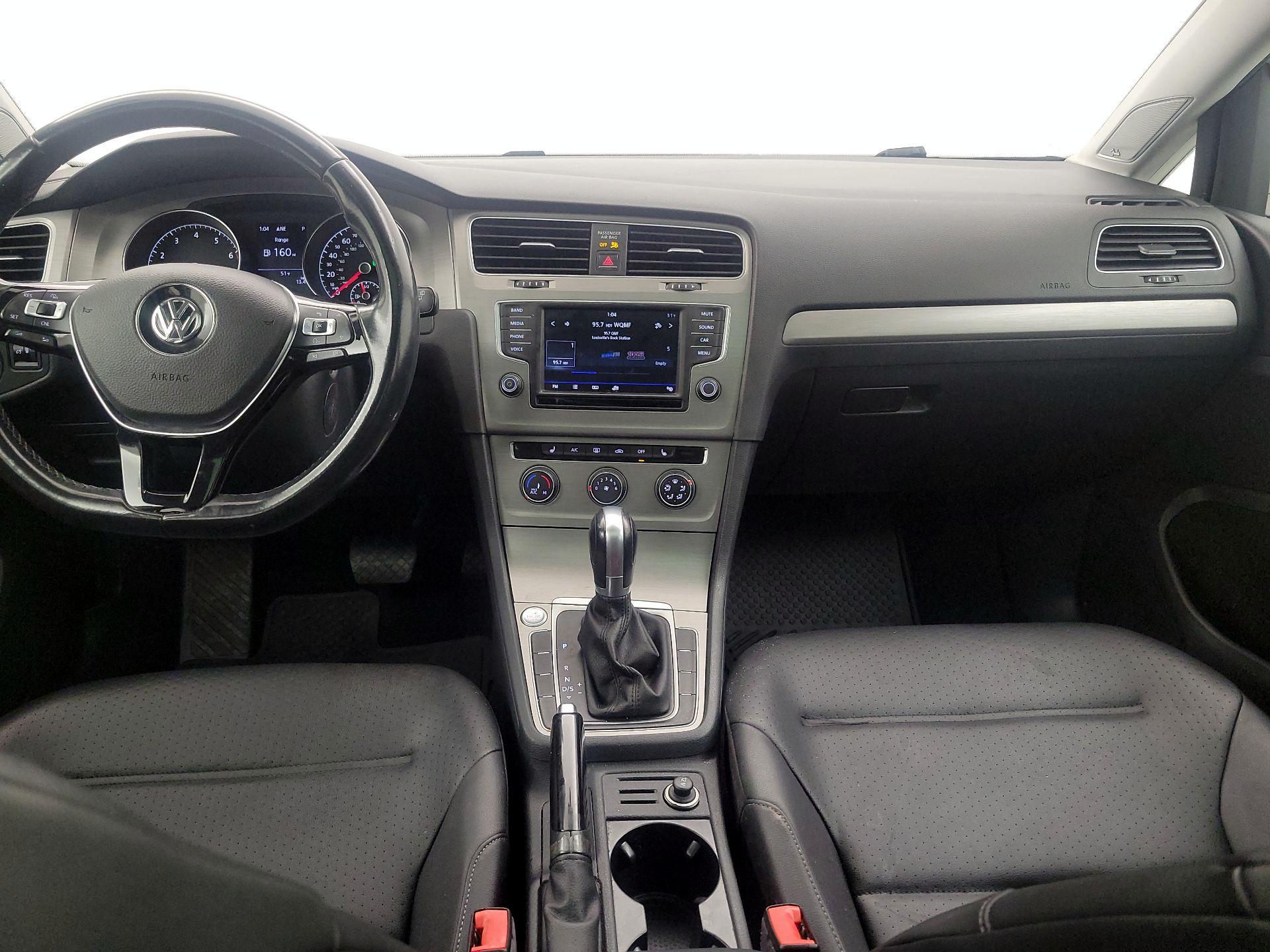 Thumbnail: 2017 Volkswagen Golf - 9