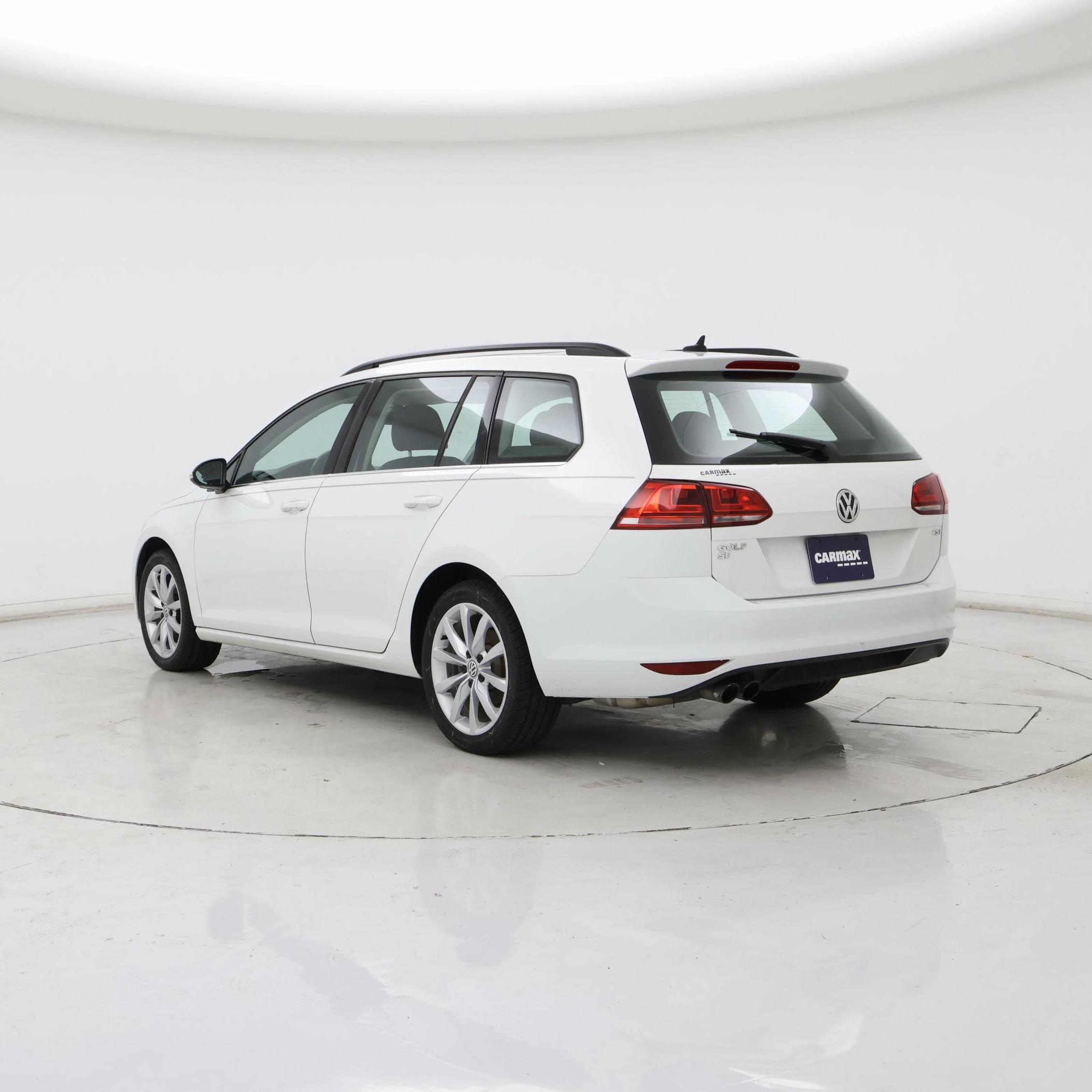 Thumbnail: 2017 Volkswagen Golf - 2