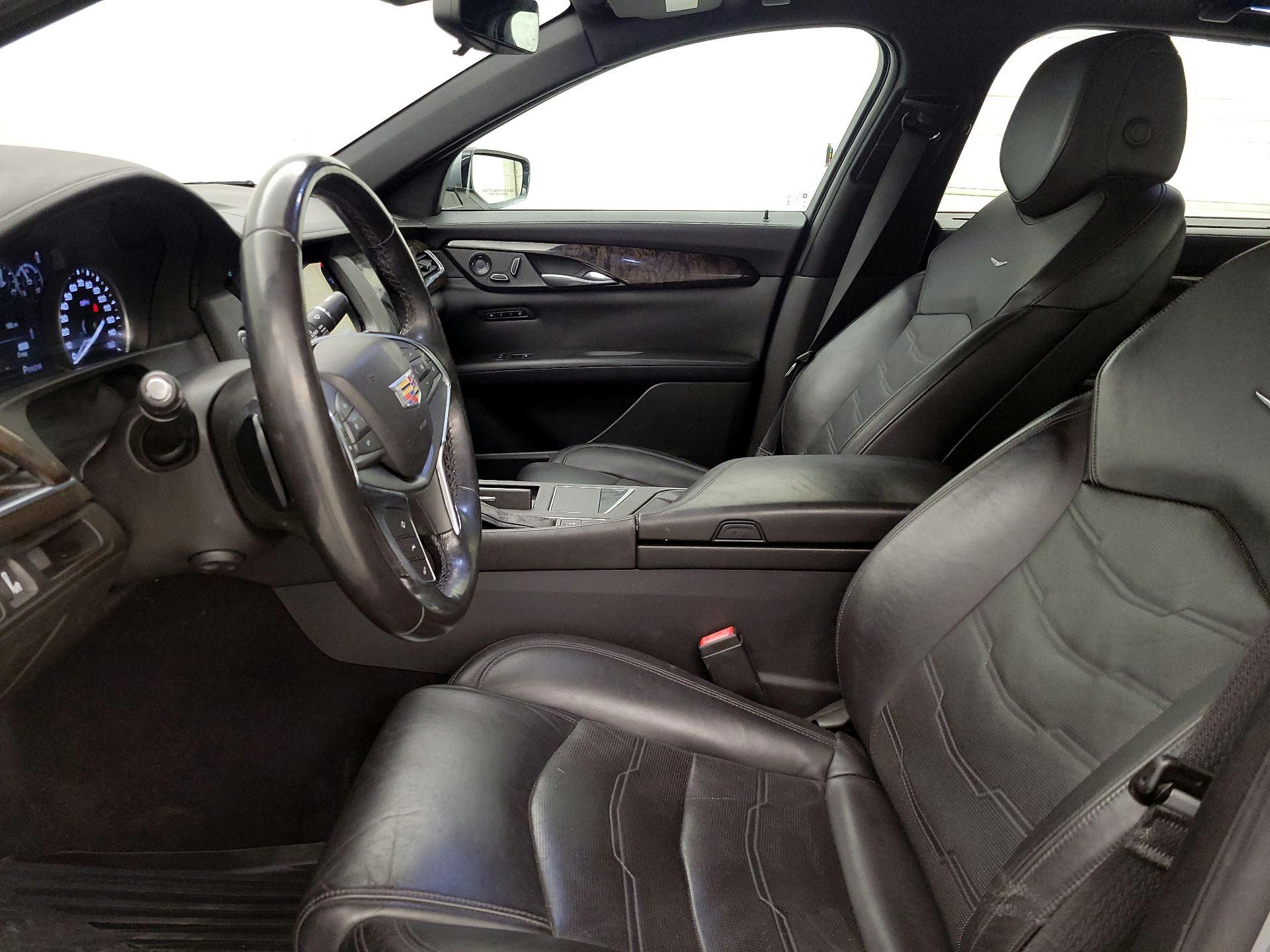 Thumbnail: 2018 Cadillac CT6 - 11