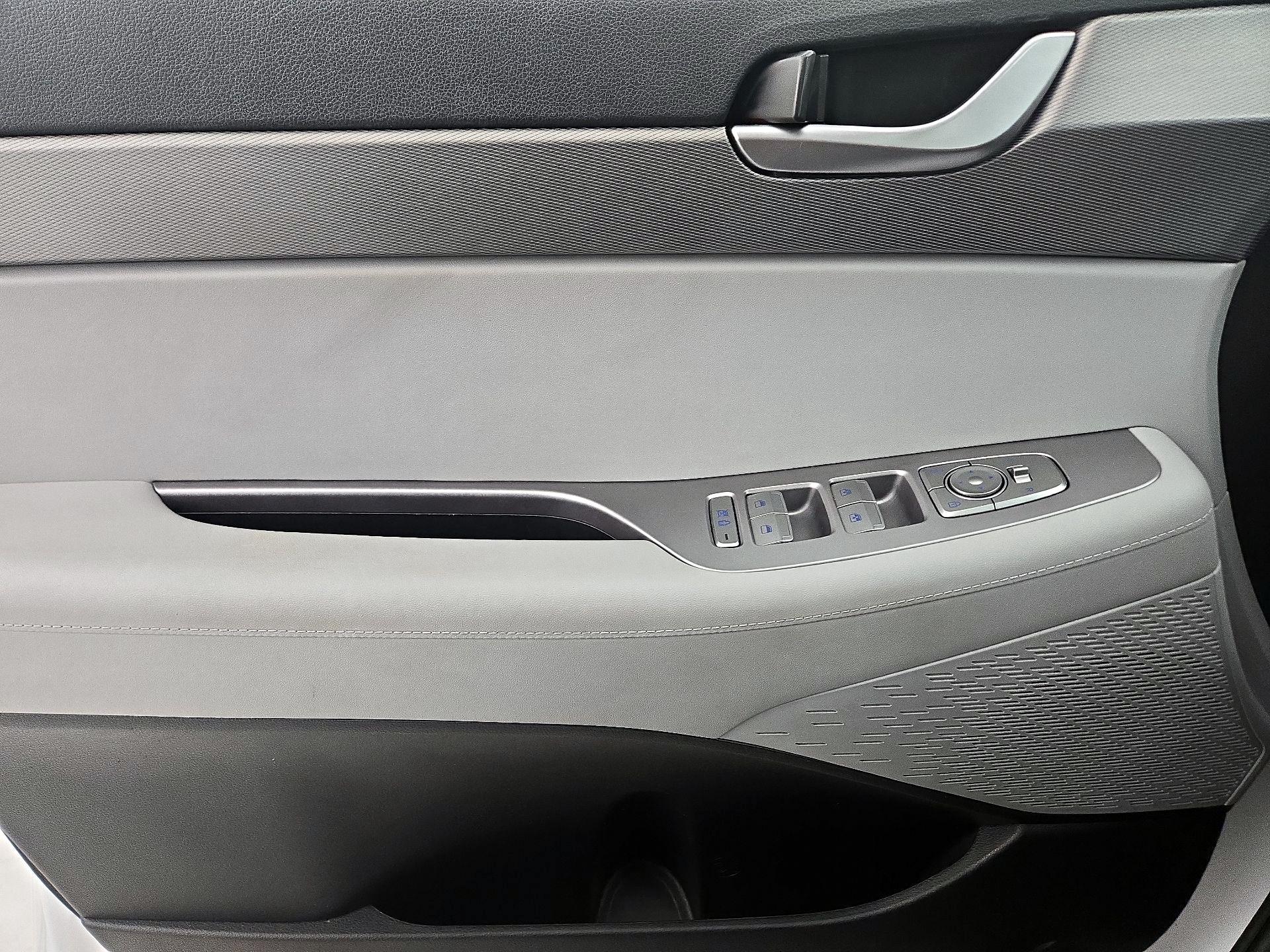 Thumbnail: 2021 Hyundai Palisade - 12