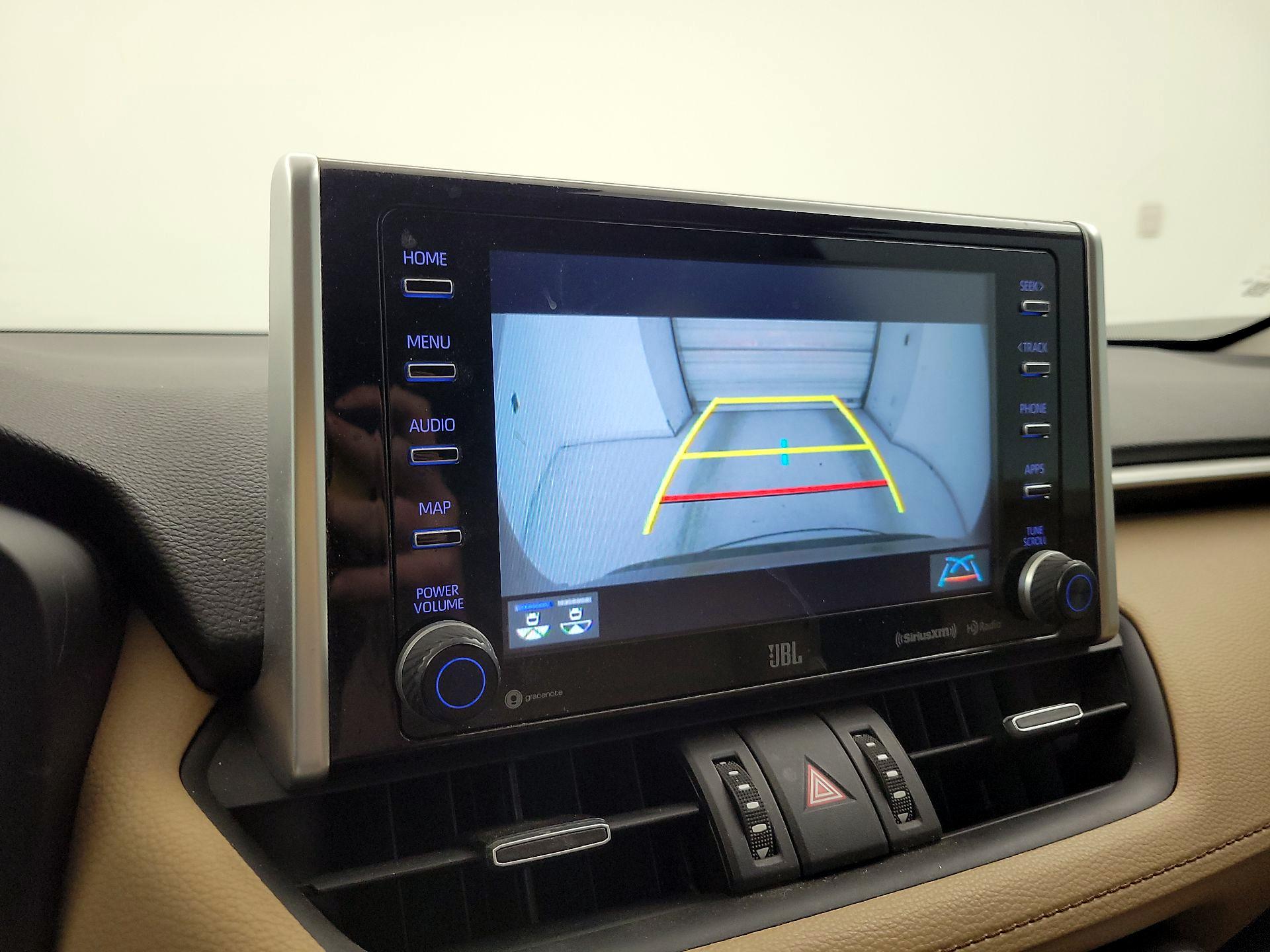 Thumbnail: 2021 Toyota RAV4 - 14