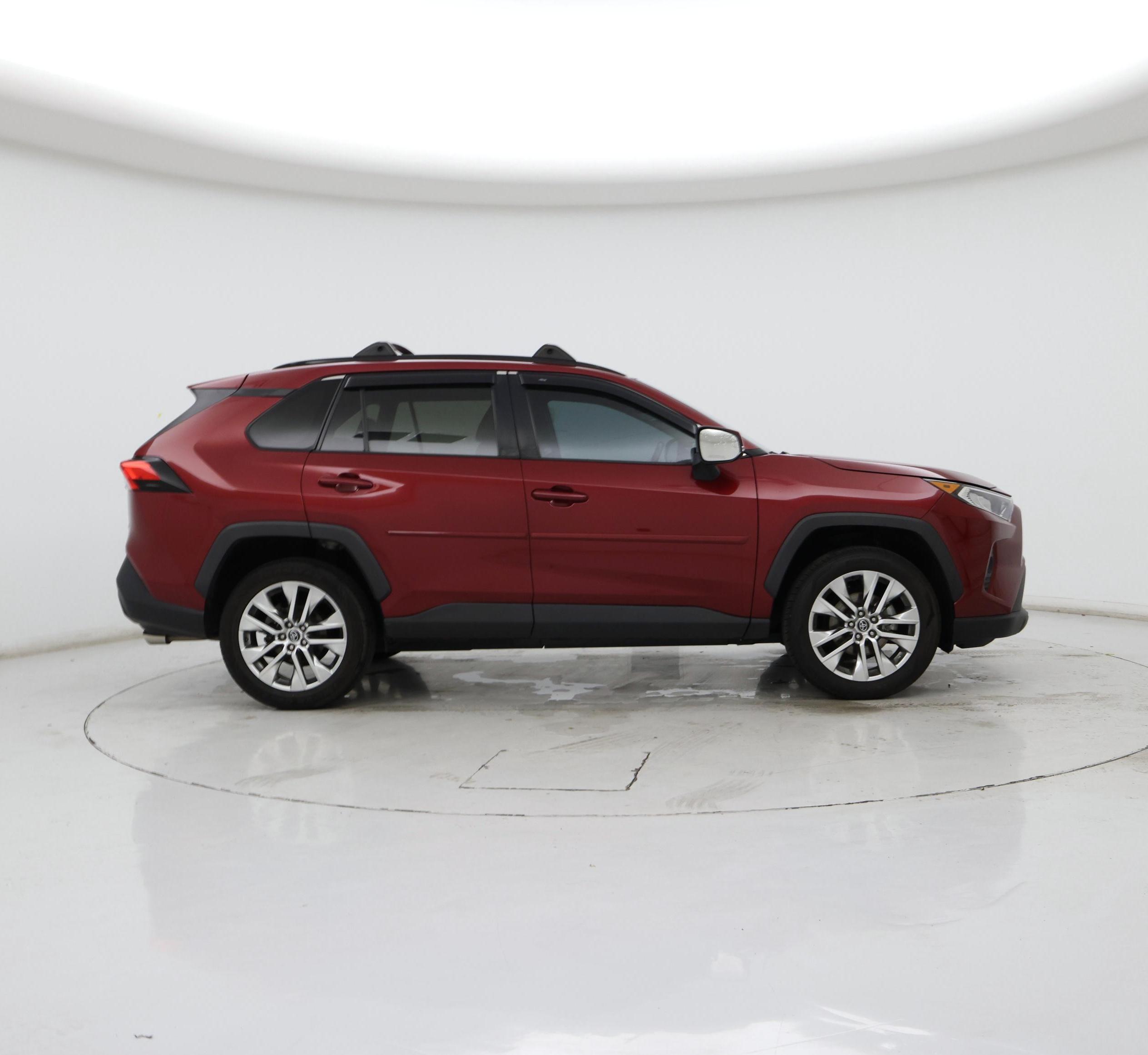 Thumbnail: 2021 Toyota RAV4 - 7