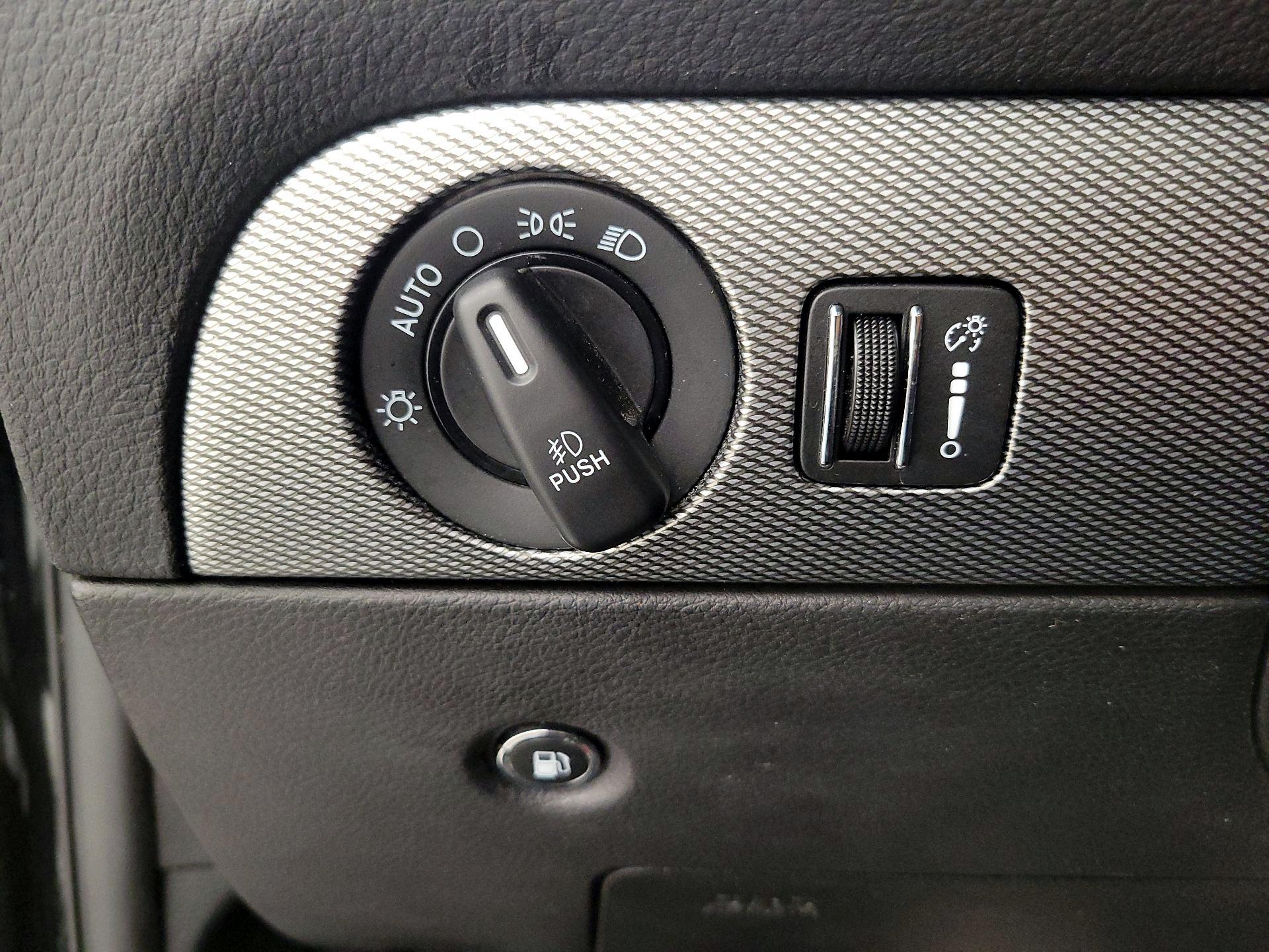 Thumbnail: 2018 Dodge Durango - 13