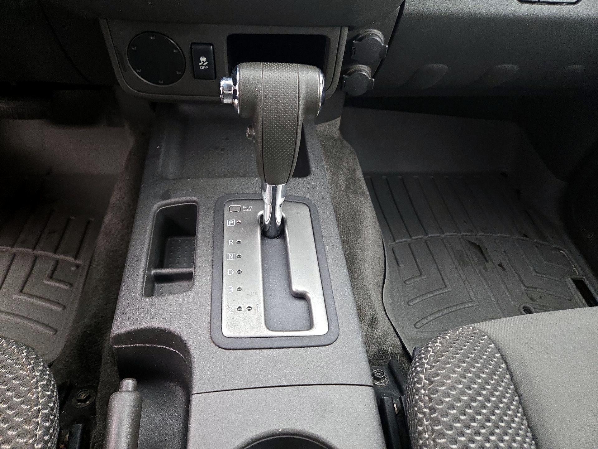 Thumbnail: 2016 Nissan Frontier - 16