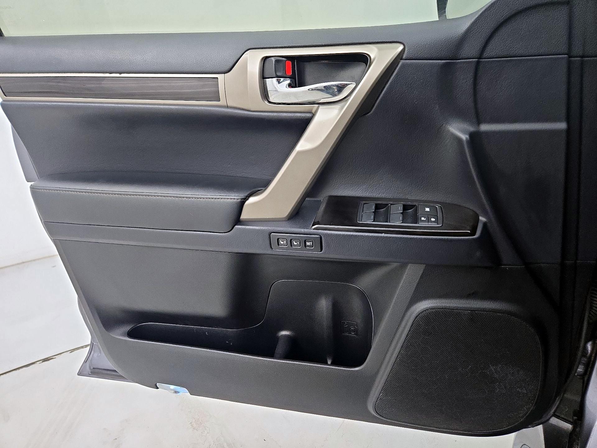 Thumbnail: 2019 Lexus GX - 12