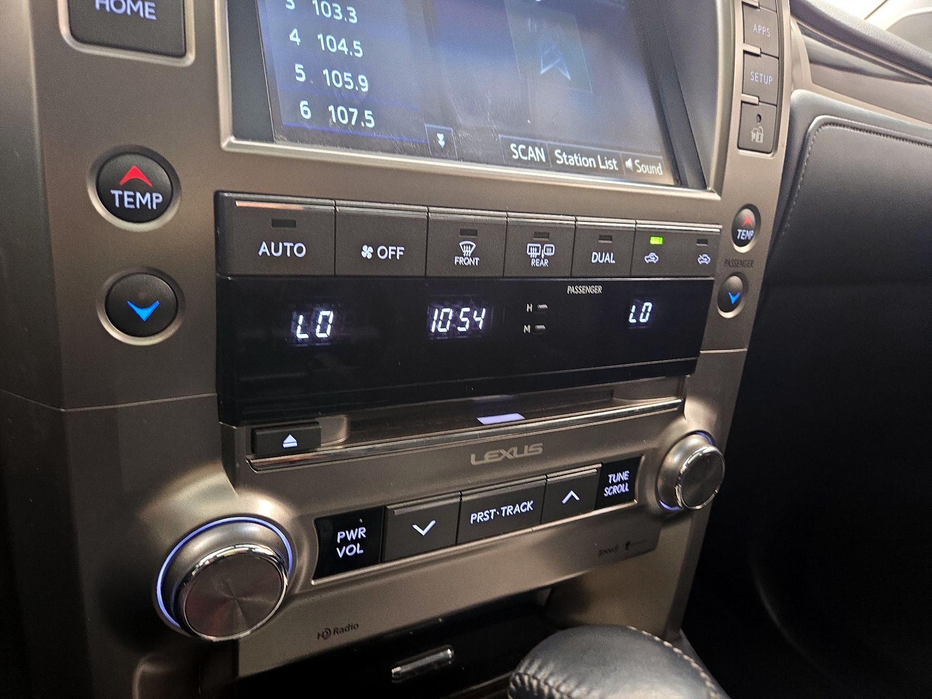 Thumbnail: 2019 Lexus GX - 16