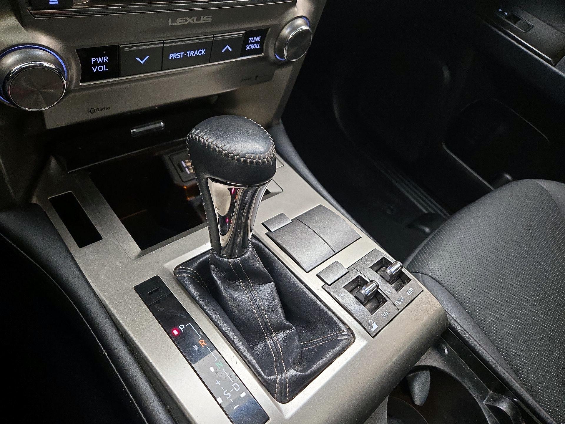 Thumbnail: 2019 Lexus GX - 17