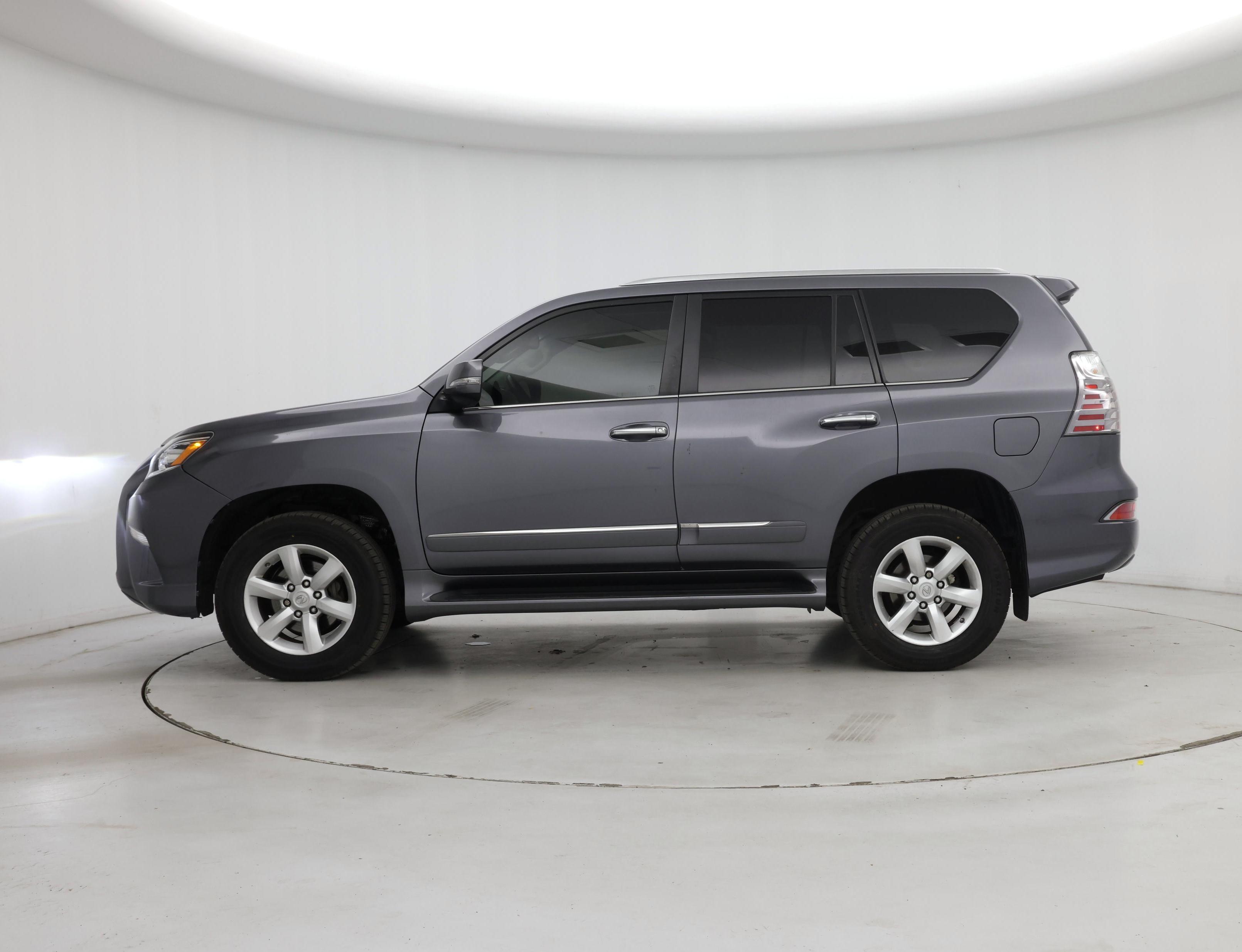 Thumbnail: 2019 Lexus GX - 3