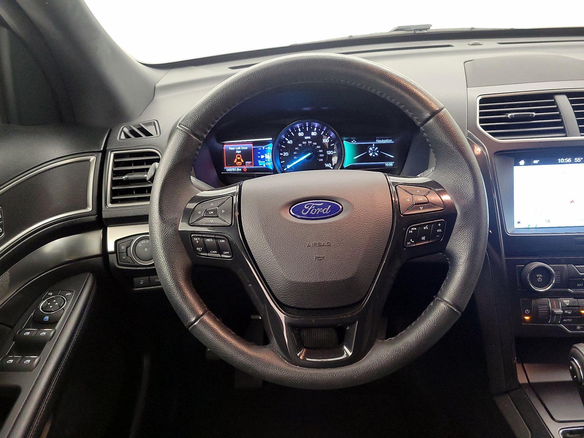 Thumbnail: 2018 Ford Explorer - 10