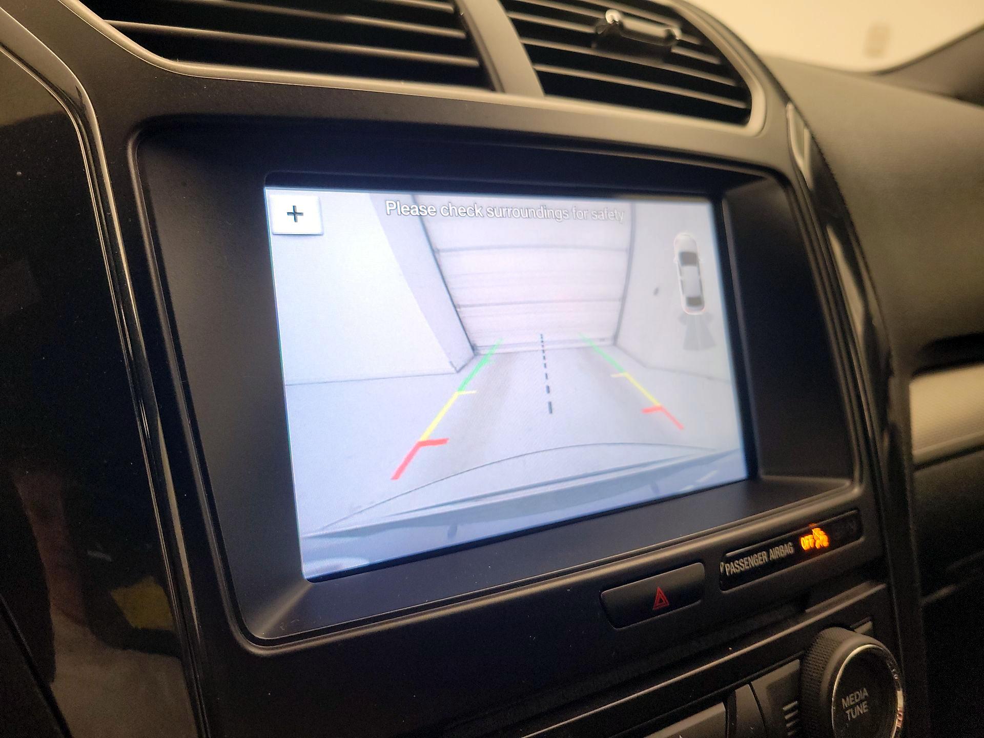 Thumbnail: 2018 Ford Explorer - 15