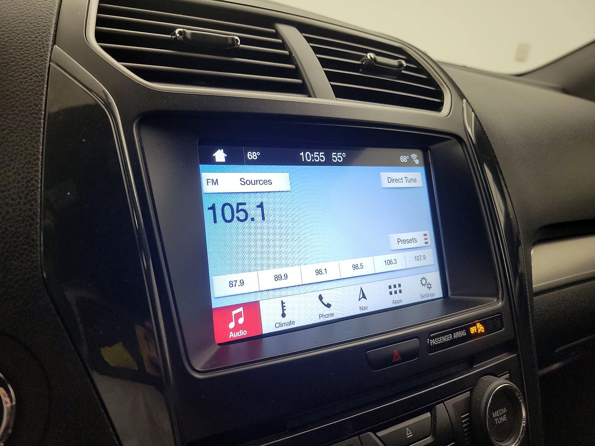 Thumbnail: 2018 Ford Explorer - 16