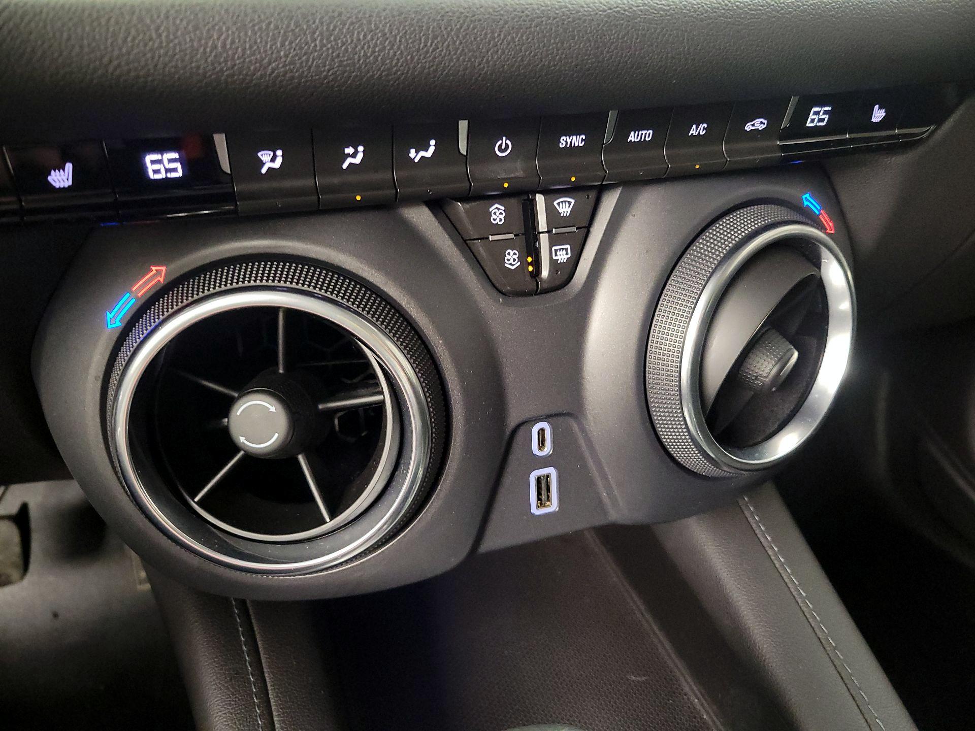 Thumbnail: 2021 Chevrolet Blazer - 16