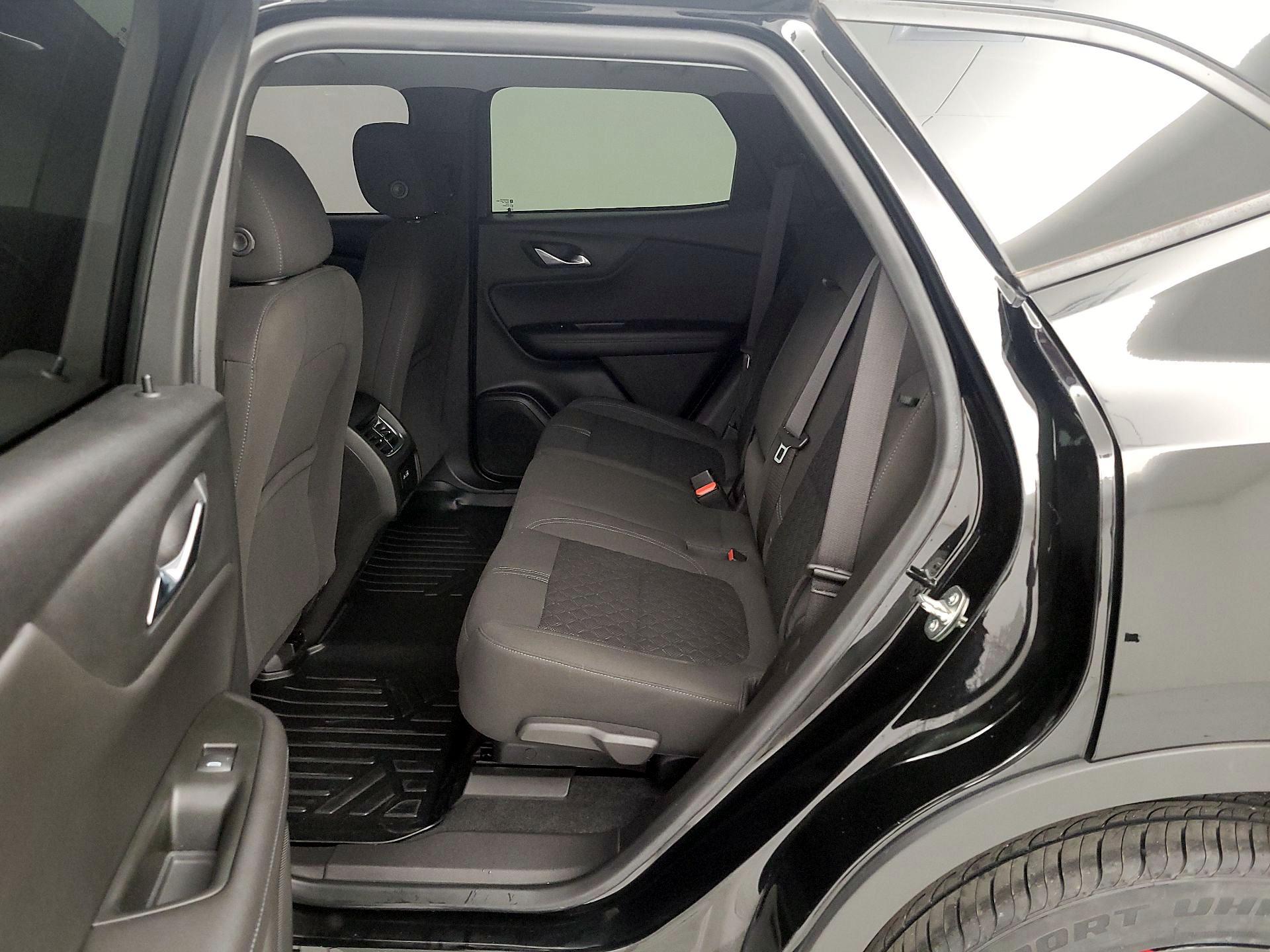 Thumbnail: 2021 Chevrolet Blazer - 18